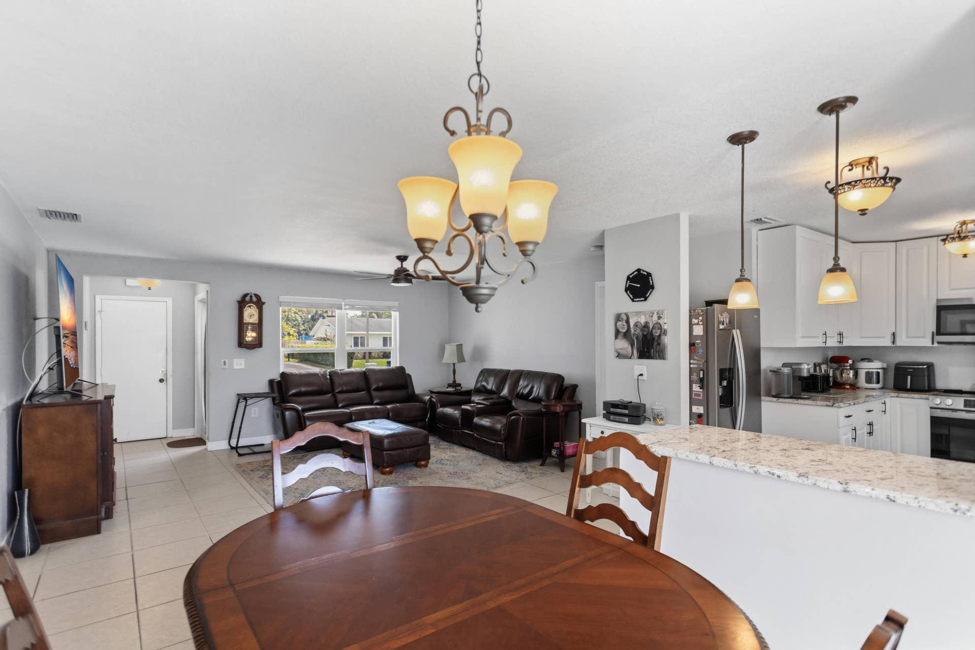 Kitchen/Dining/Living area