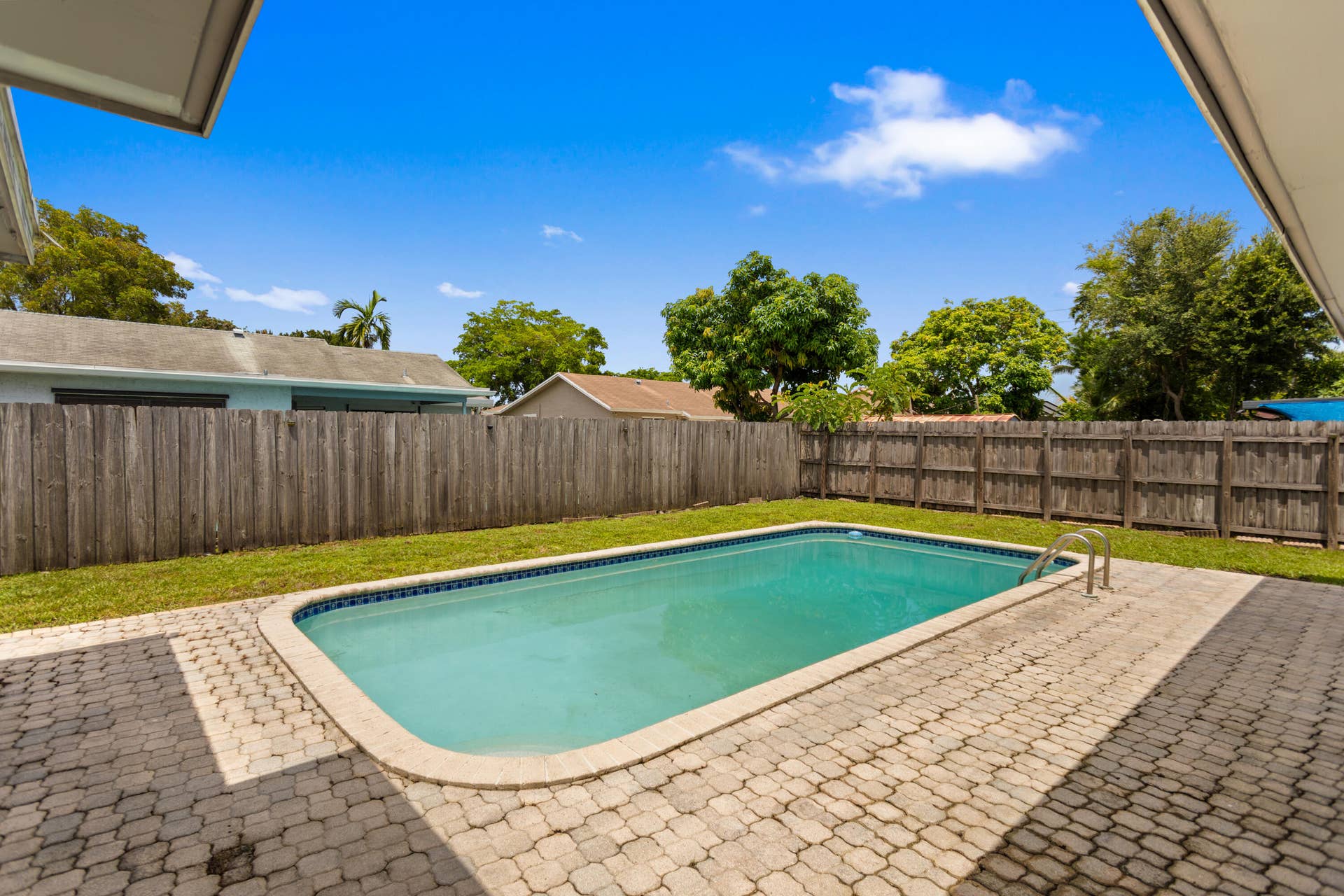 Exterior Back/Pool
