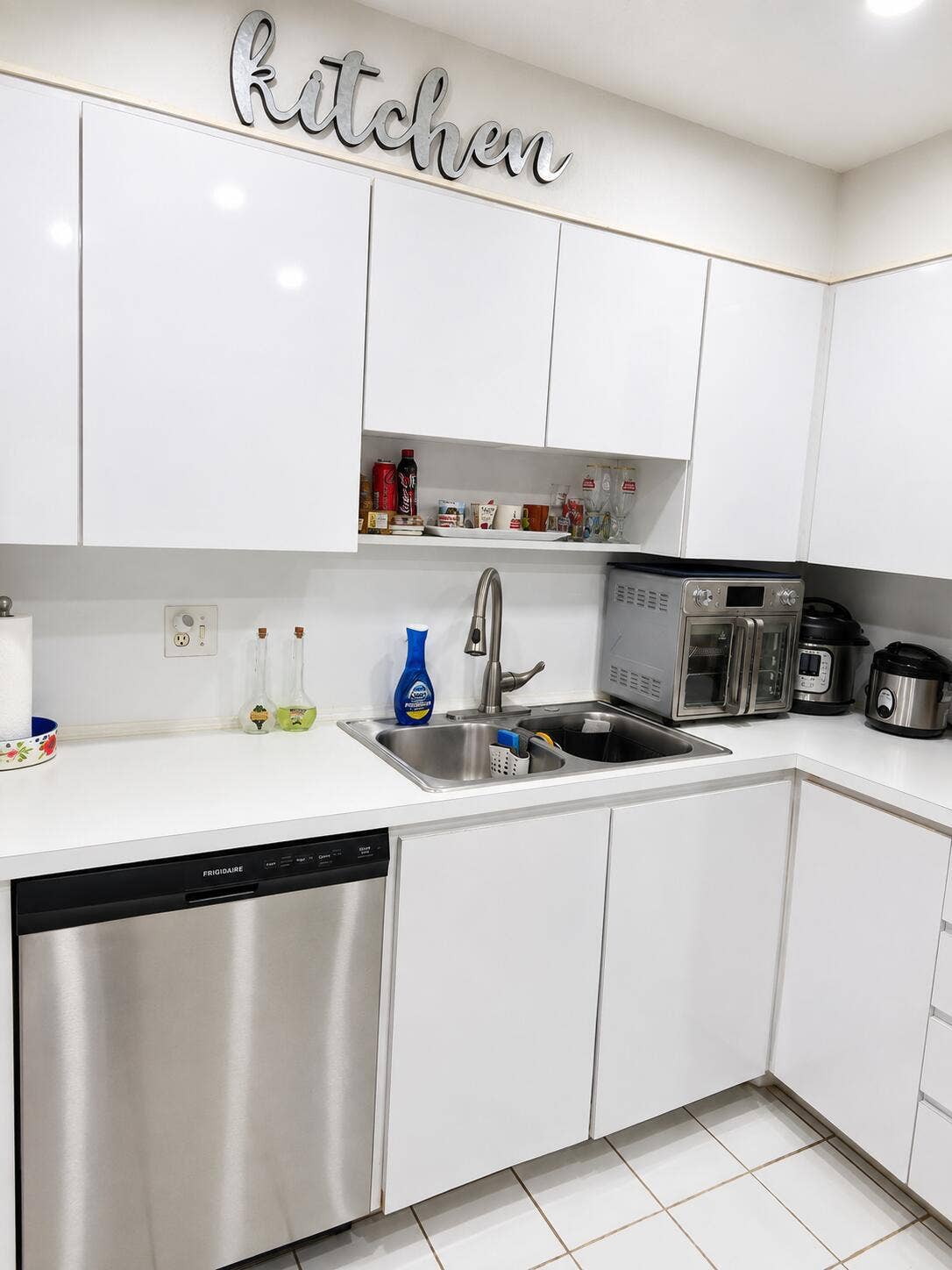16300 Golf Club Road, #314, Weston, FL 33326 kitchen