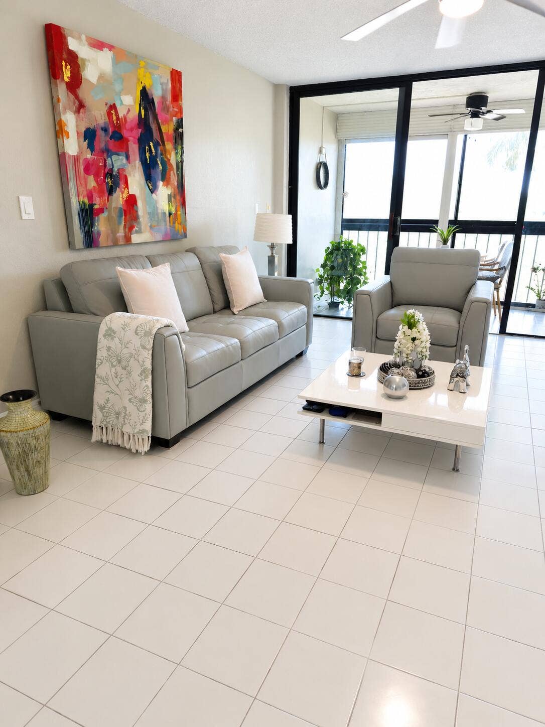 16300 Golf Club Road, #314, Weston, FL 33326 living room