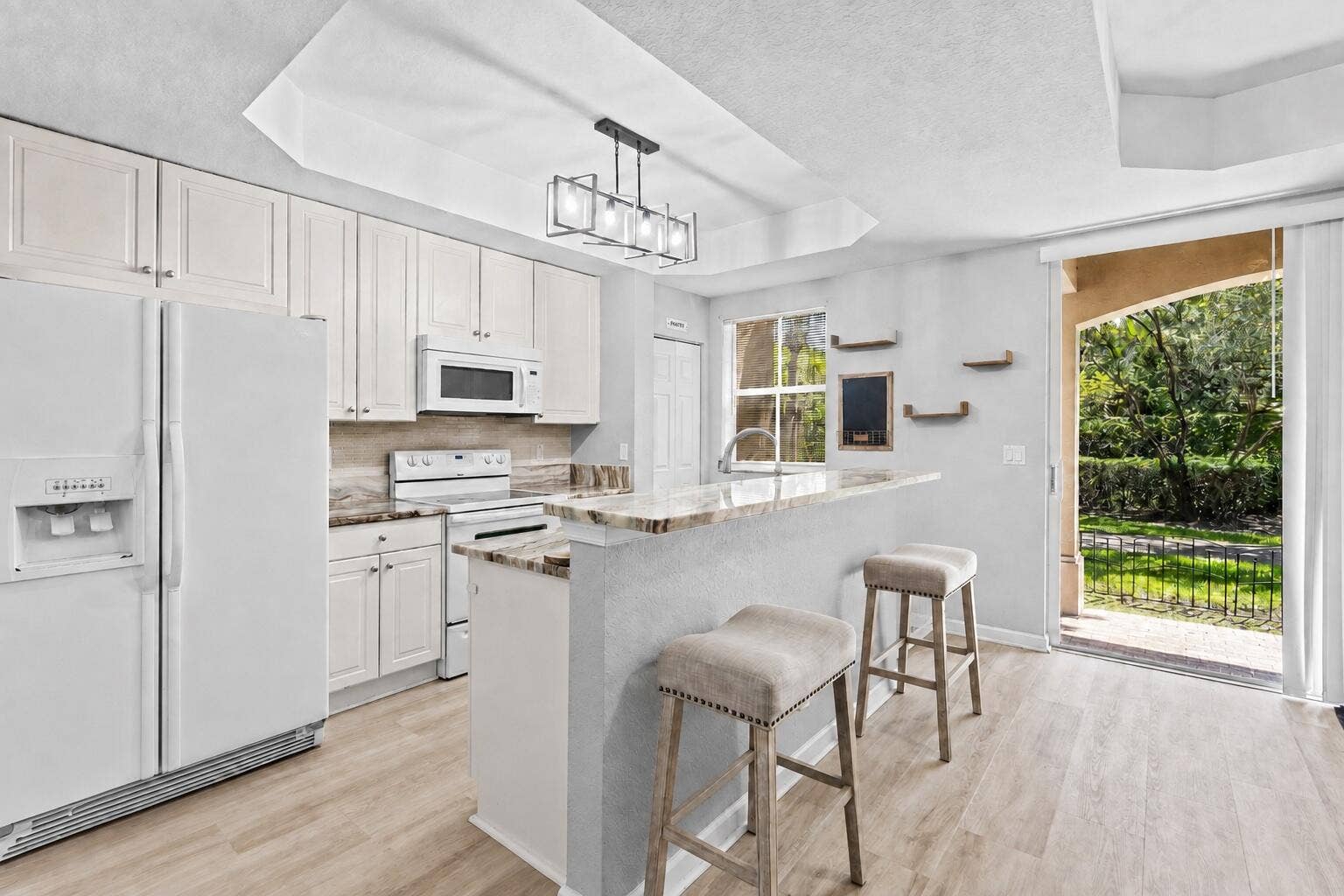 2928 HIDDEN HILLS Road, #1404, West Palm Beach, West Palm Beach, FL 33411 7