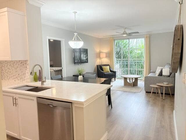 630 S Sapodilla Avenue, #PH 521, West Palm Beach, FL 33401 IMG_2248