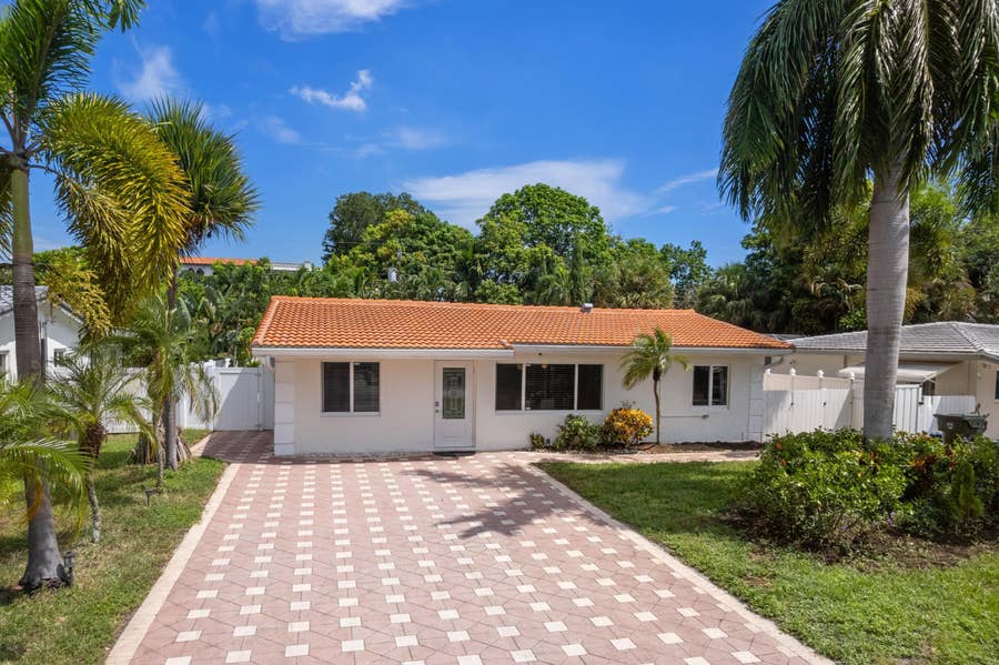 Property photo for 319 SW 2ND Street, Boca Raton, FL