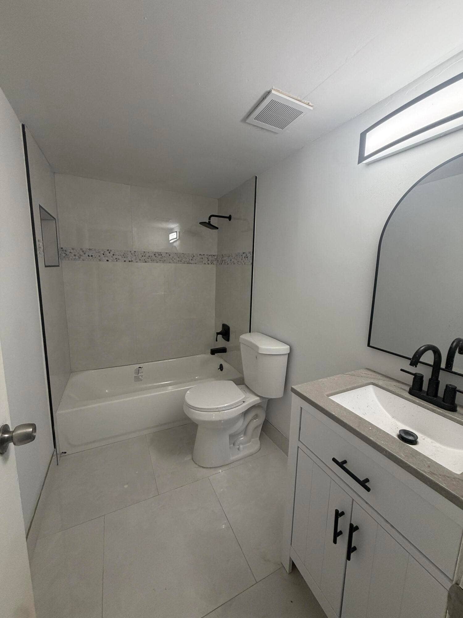 1303 NW 8TH Avenue, Fort Lauderdale, FL 33311 IMG_8842