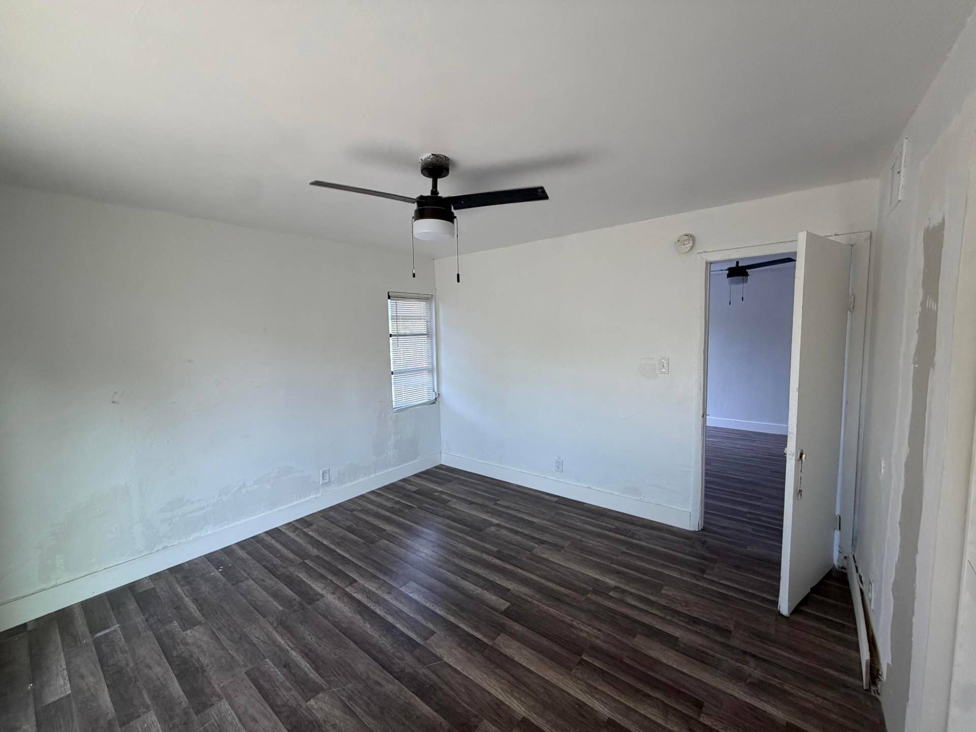 1303 NW 8TH Avenue, Fort Lauderdale, FL 33311 IMG_8860