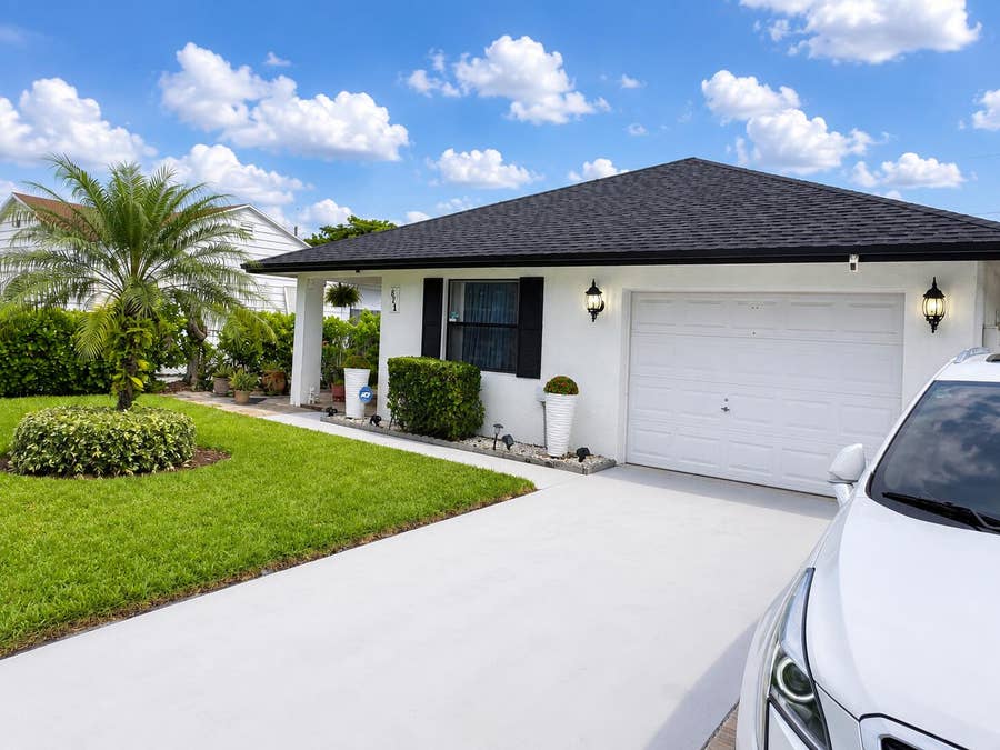 Property photo for 821 Hampton Road, West Palm Beach, FL