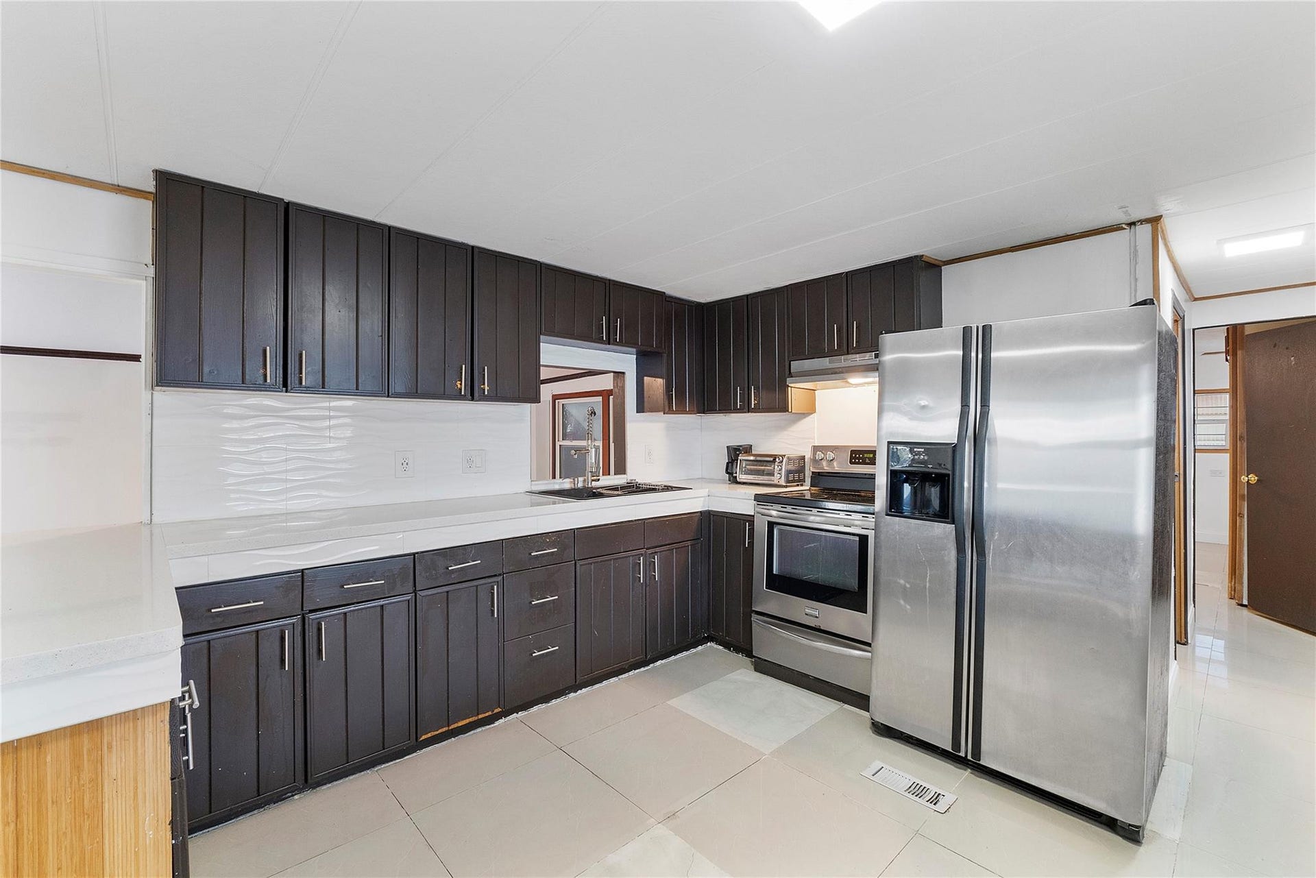 2710 E MARINA Drive, Fort Lauderdale, Dania Beach, FL 33312 Photo 2