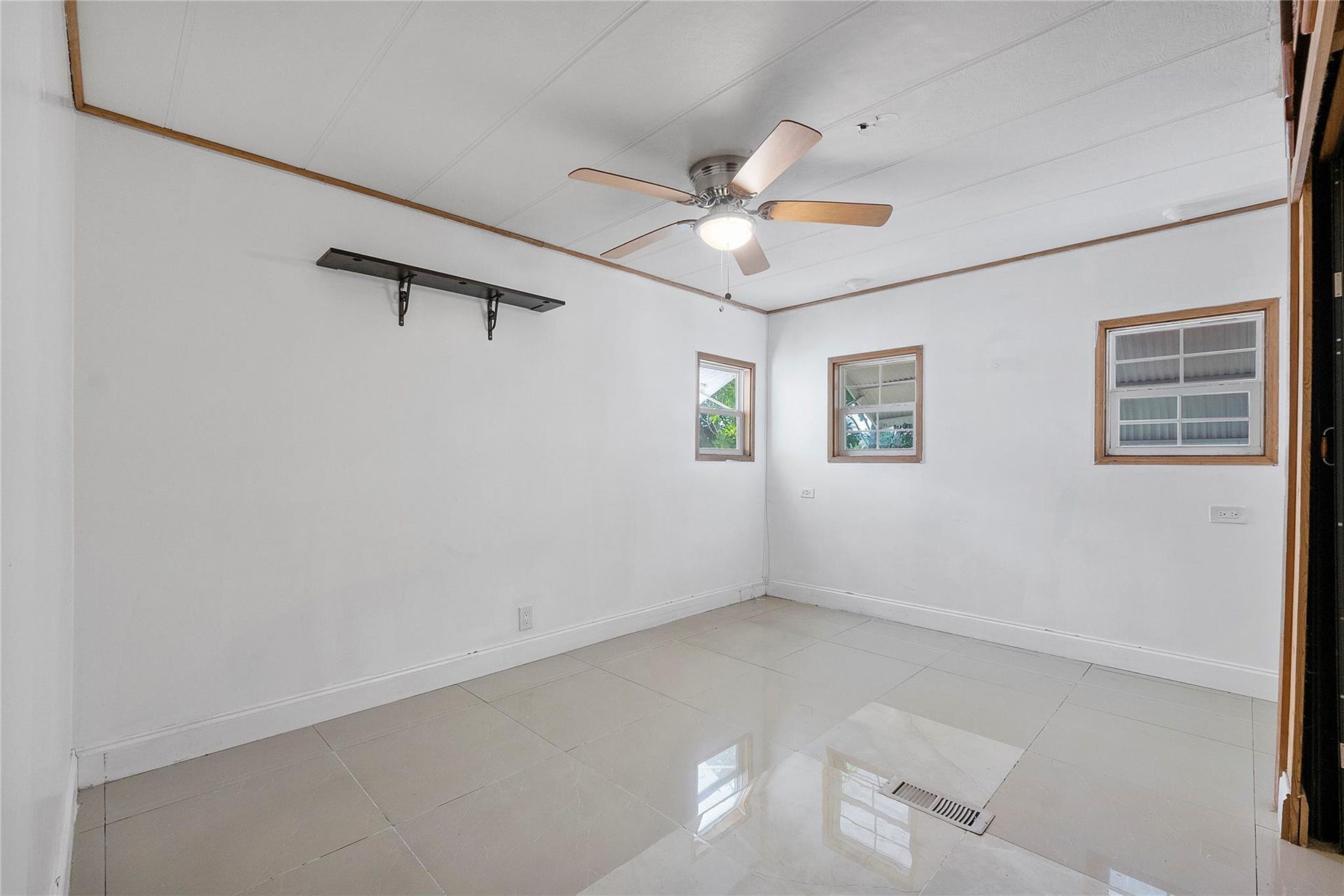 2710 E MARINA Drive, Fort Lauderdale, Dania Beach, FL 33312 Photo 6