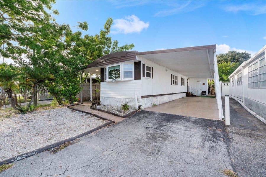 Property photo for 2710 E MARINA Drive, Dania Beach, FL