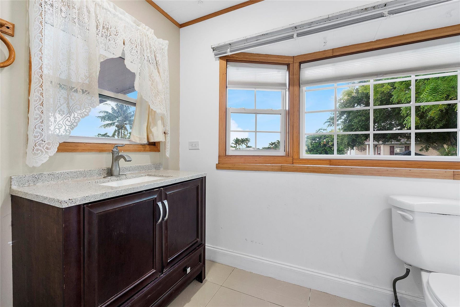 2710 E MARINA Drive, Fort Lauderdale, Dania Beach, FL 33312 Photo 10