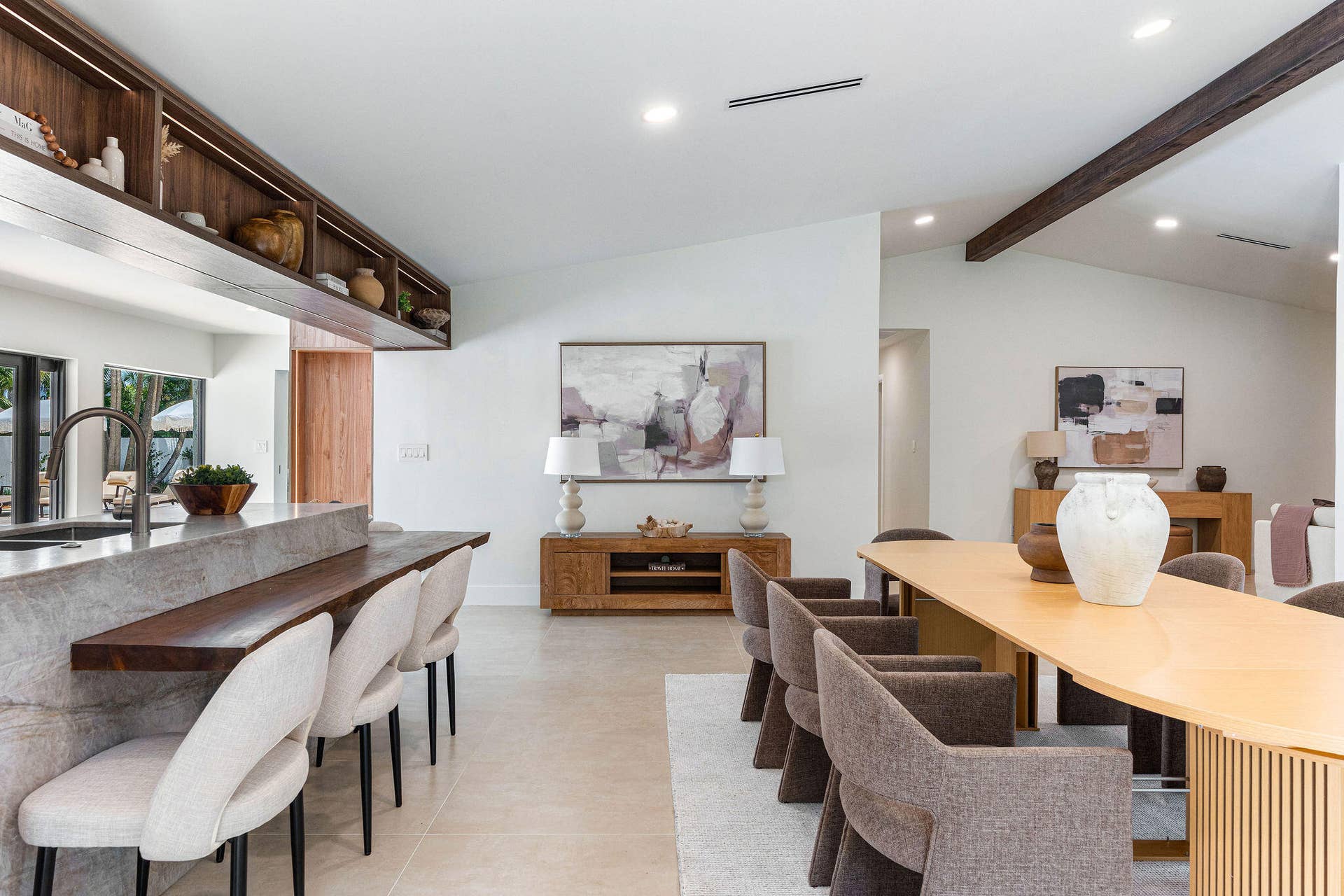 DINING ROOM/KITCHEN