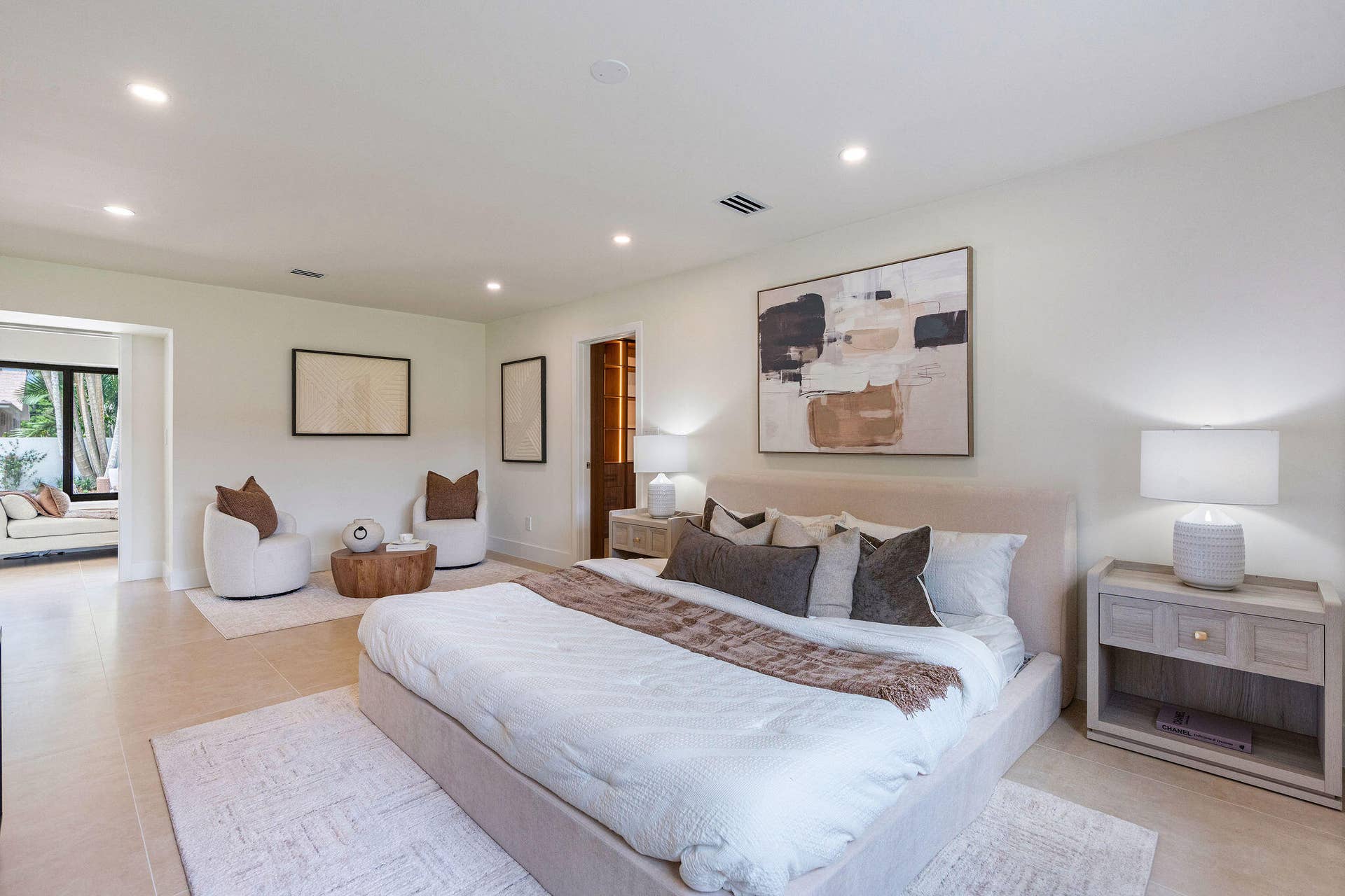 MASTER BEDROOM