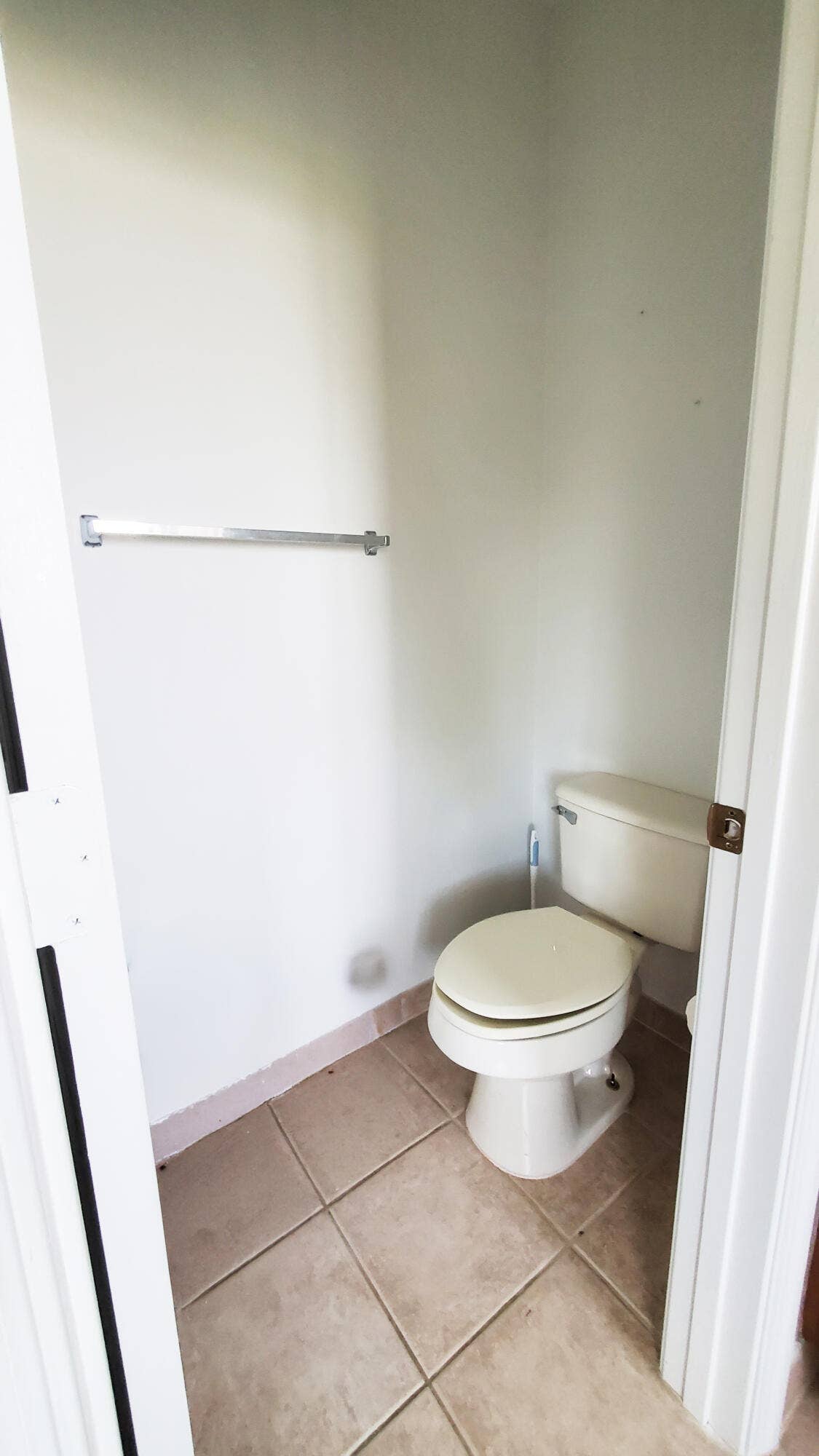 3051 Laurel Ridge Circle, Riviera Beach, FL 33404 Main Master Suite Bath (2)