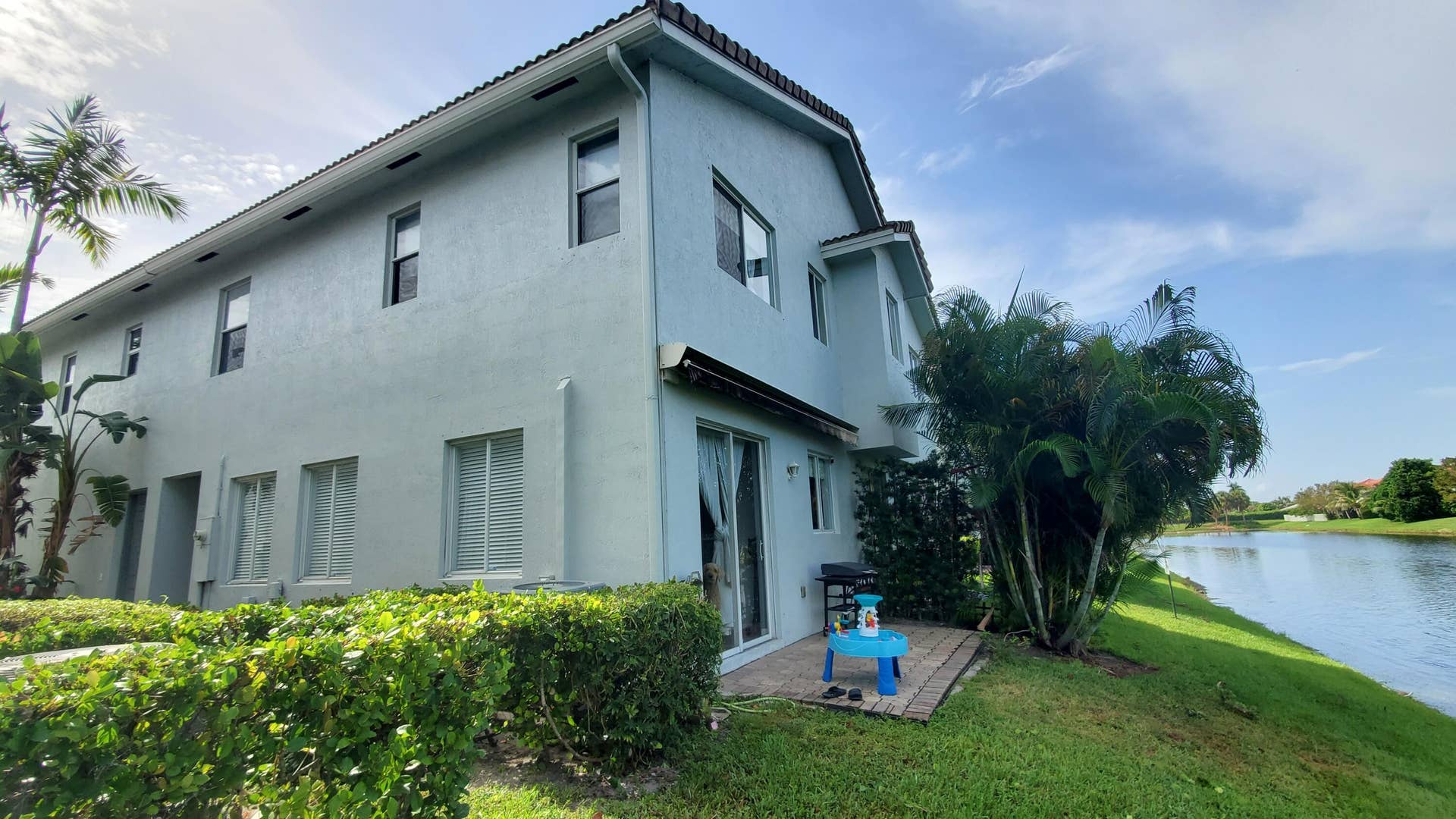 3051 Laurel Ridge Circle, Riviera Beach, FL 33404 Back (1)