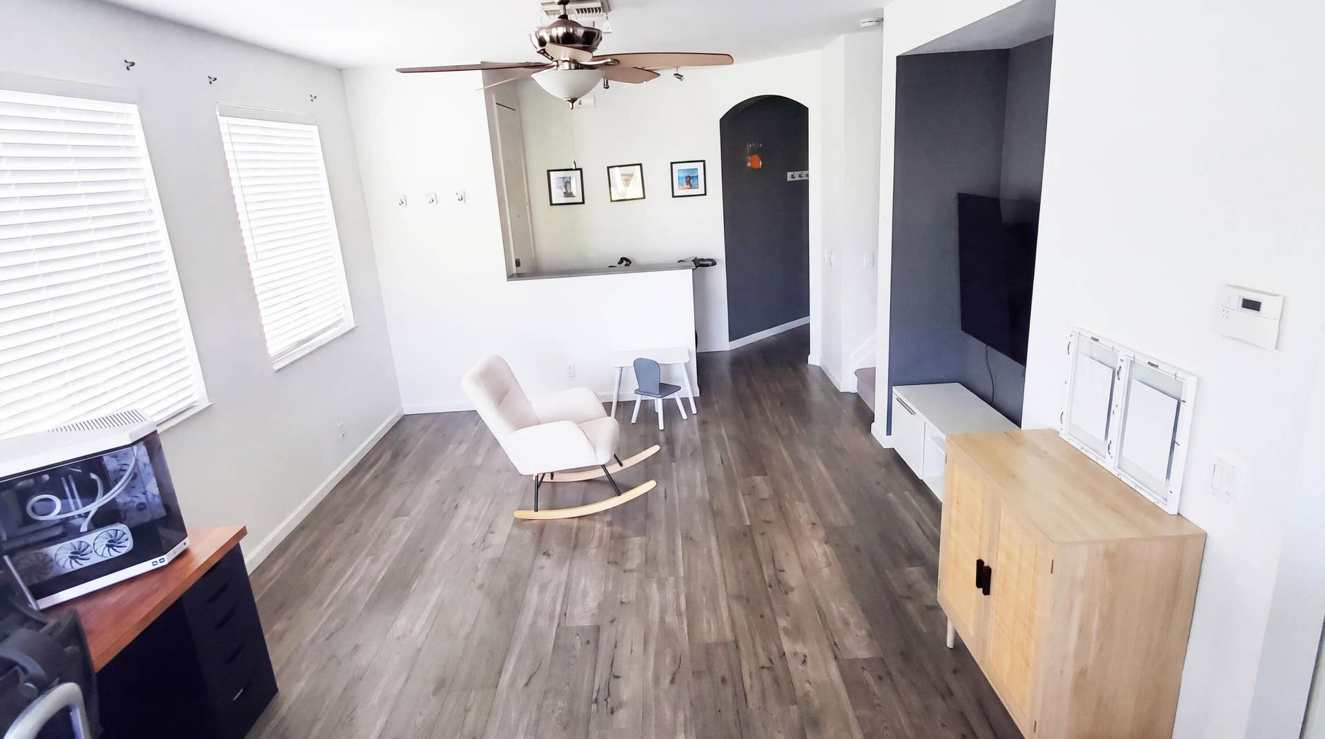 3051 Laurel Ridge Circle, Riviera Beach, FL 33404 Living room