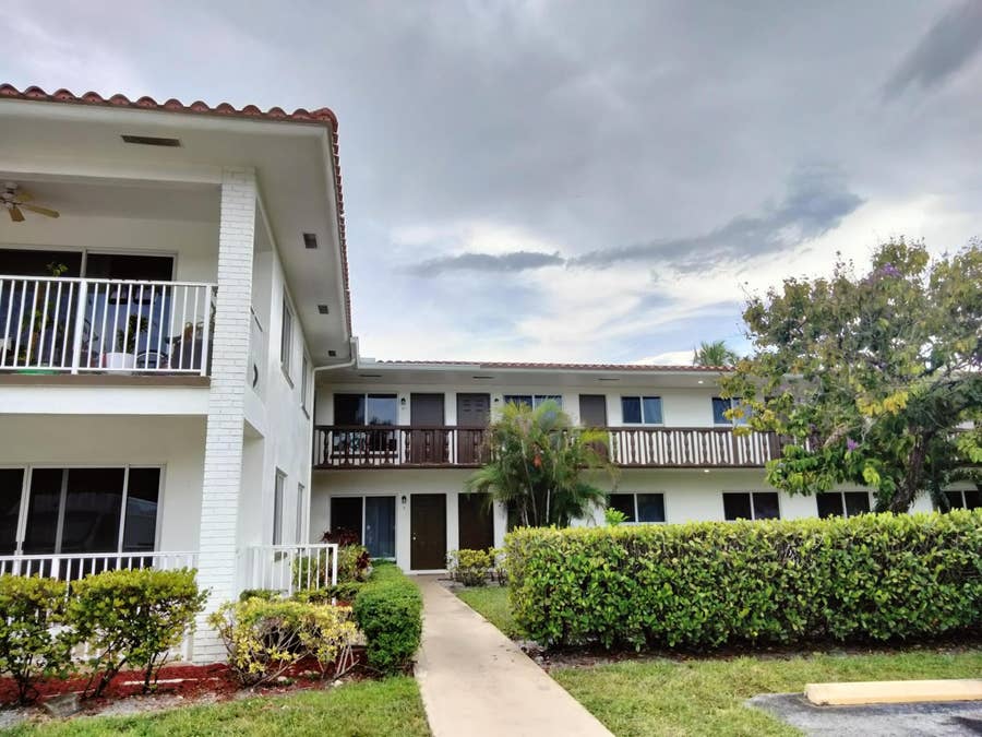 Property photo for 600 S Luna Court, #23, Hollywood, FL