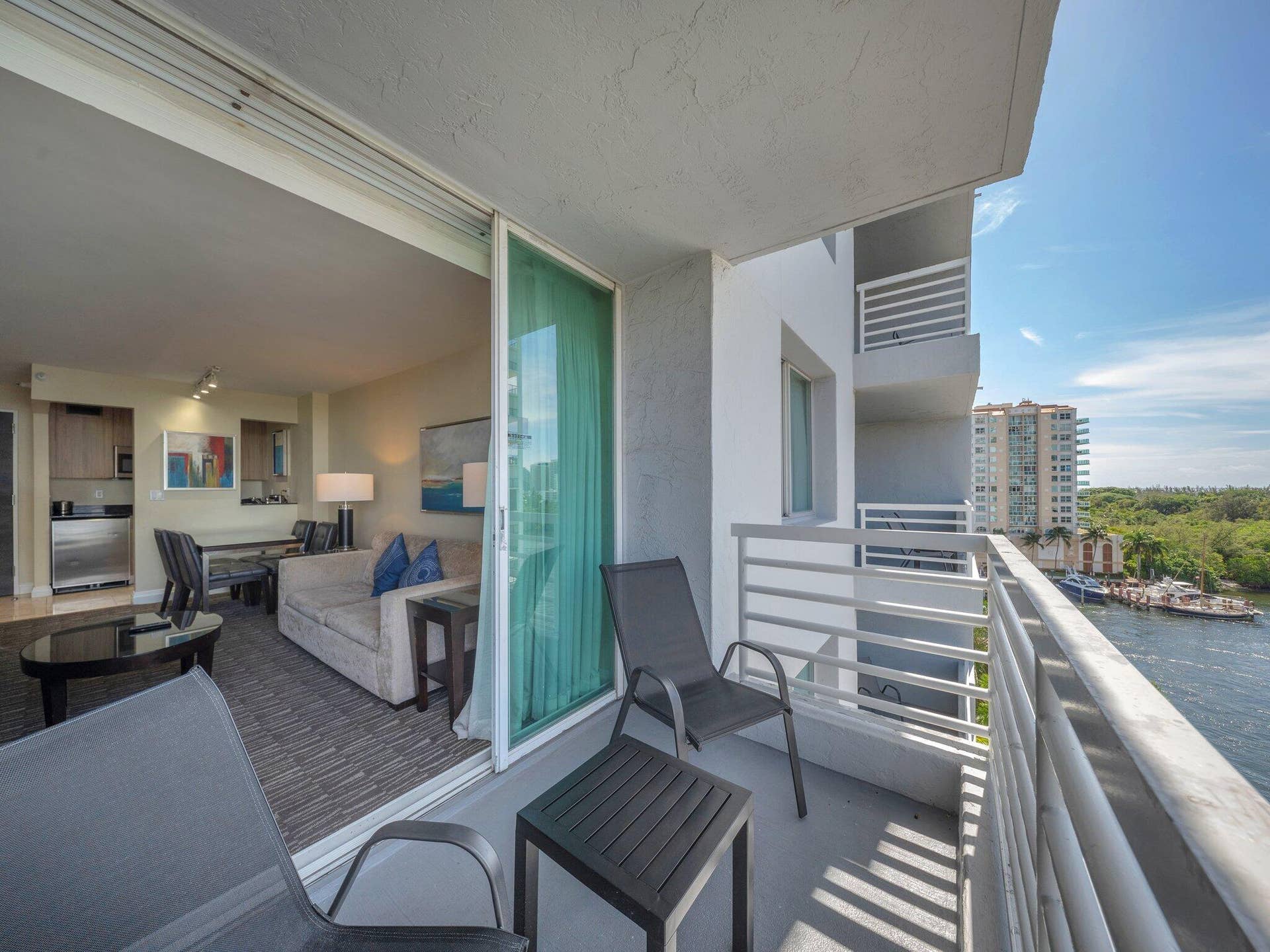 balcony - #805