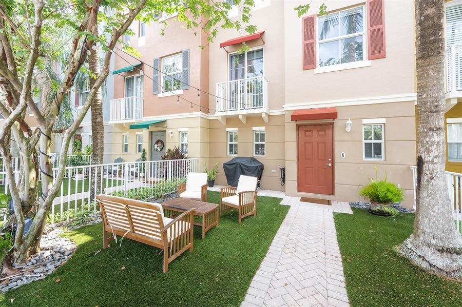 Property photo for 540 NE 7TH Avenue, #1, Fort Lauderdale, FL