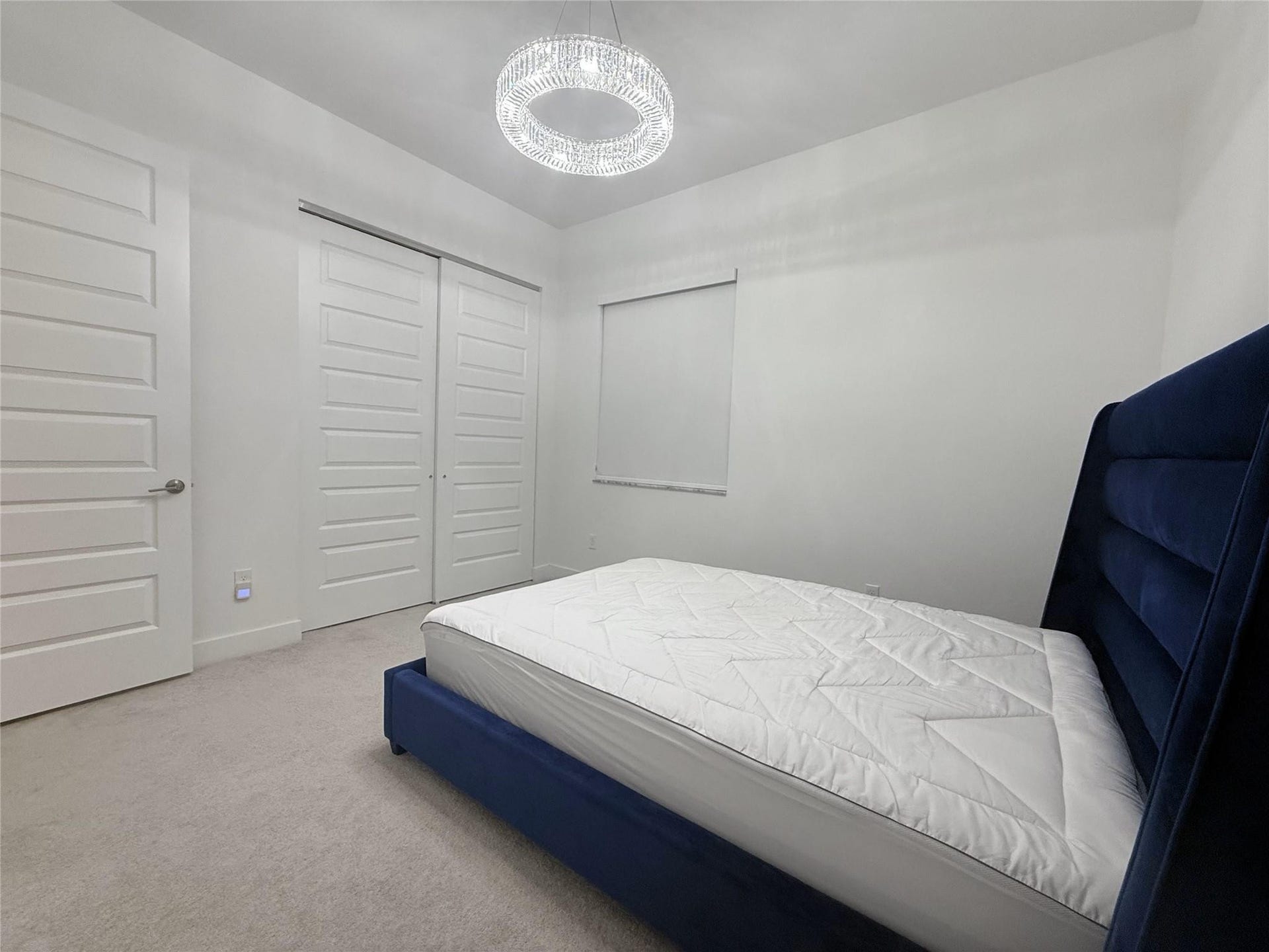 Bed room