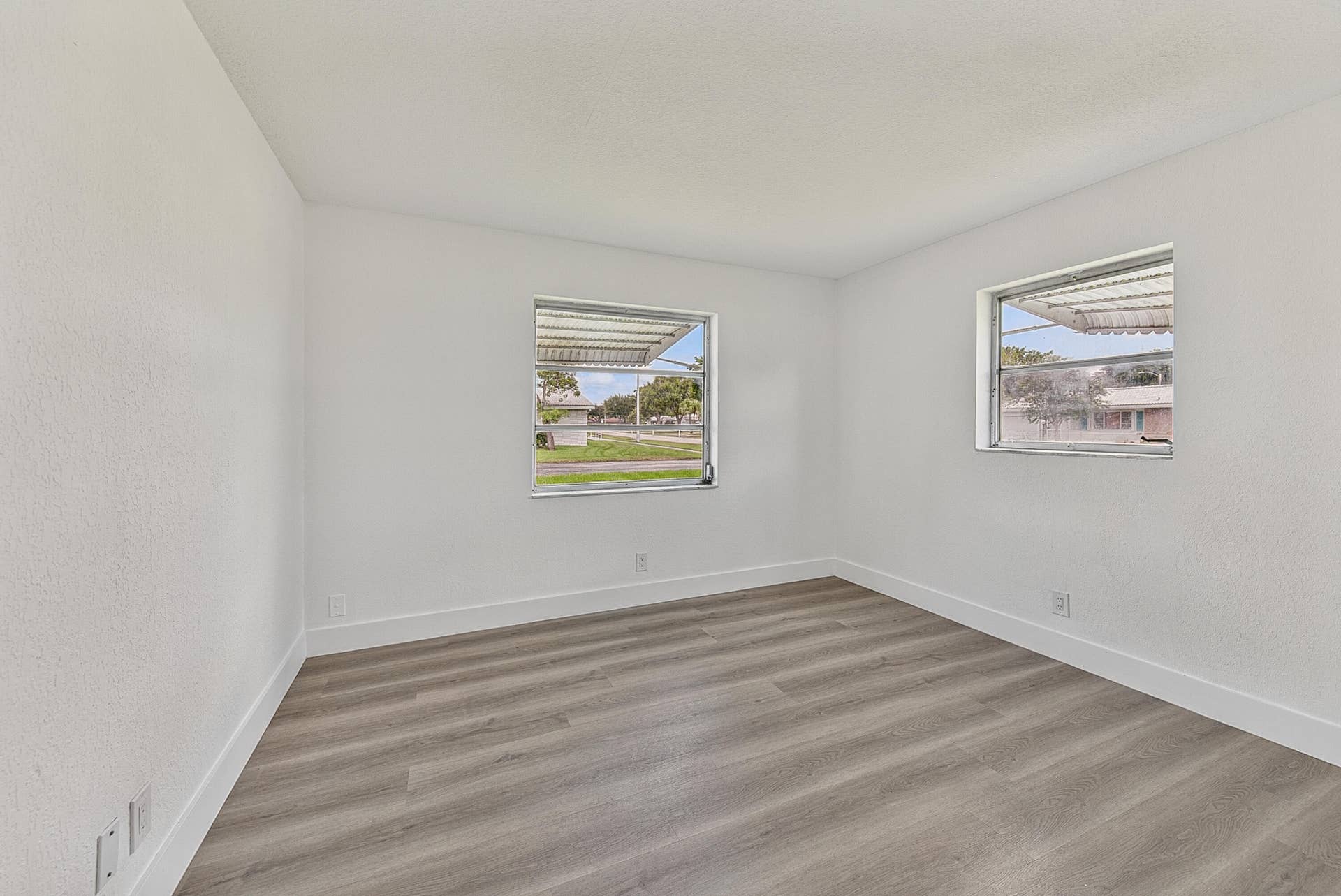 1190 NW 90TH Avenue, Plantation, FL 33322 Bedroom