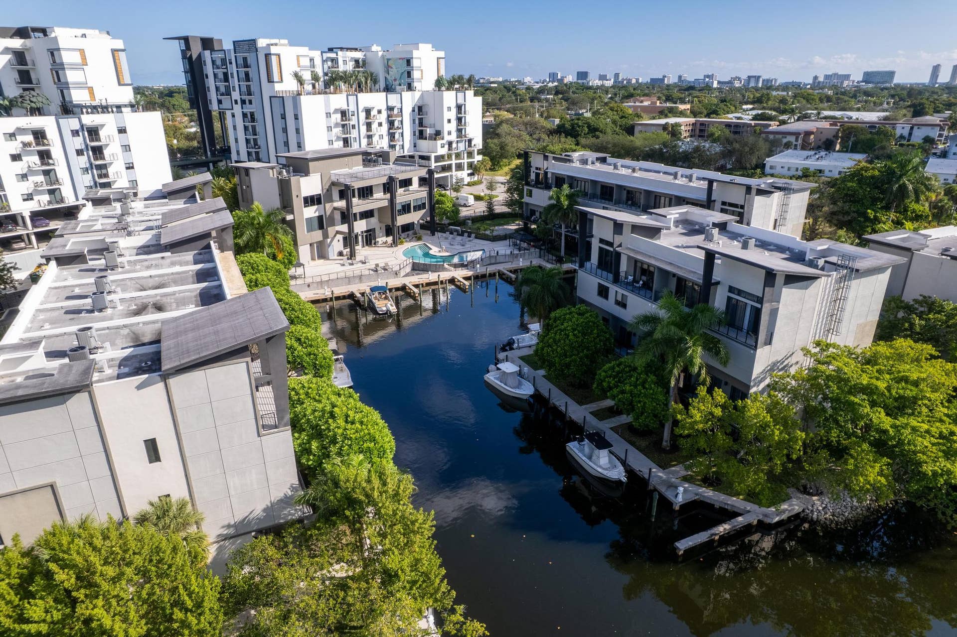 180 SE 4TH Terrace, Pompano Beach, Pompano Beach, FL 33060 Koi Residences & Marina