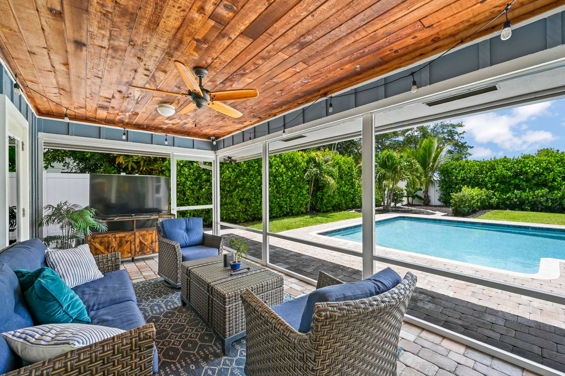 1102 Kriss Lane, Jupiter, FL 33458 1102 Kriss Ln Jupiter, FL26