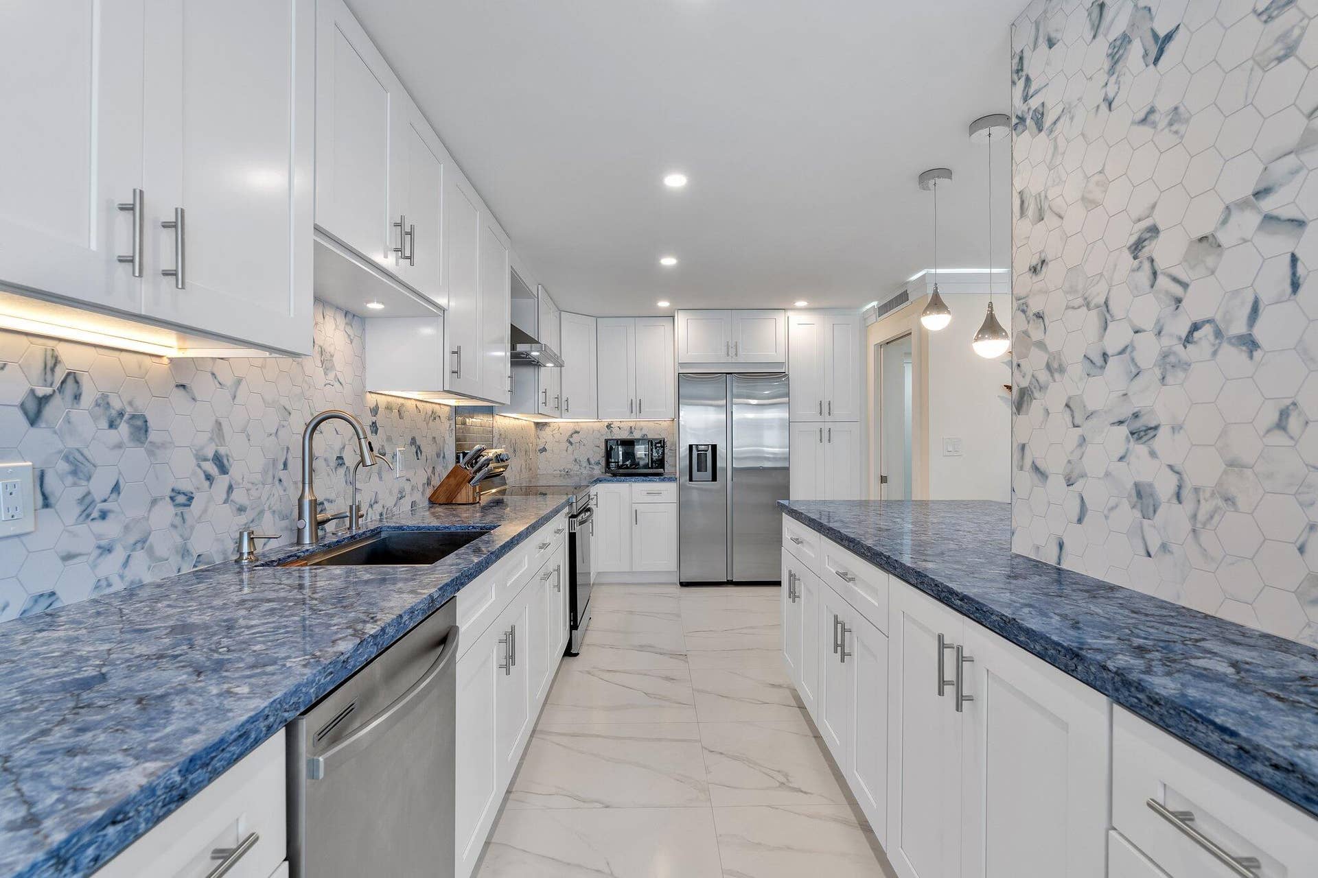 3430 Galt Ocean Dr apt 808_007