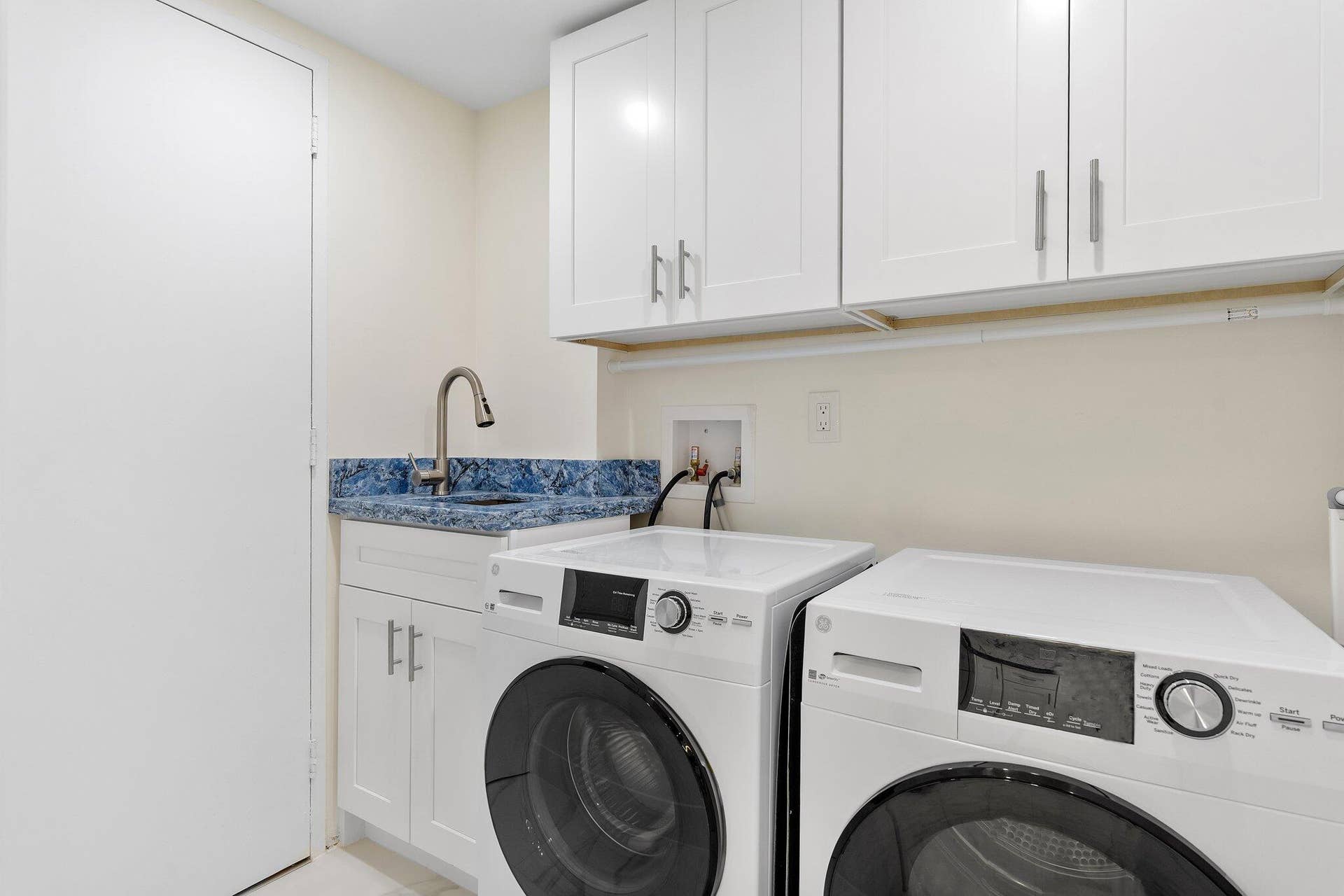 3430 Galt Ocean Dr apt 808_021