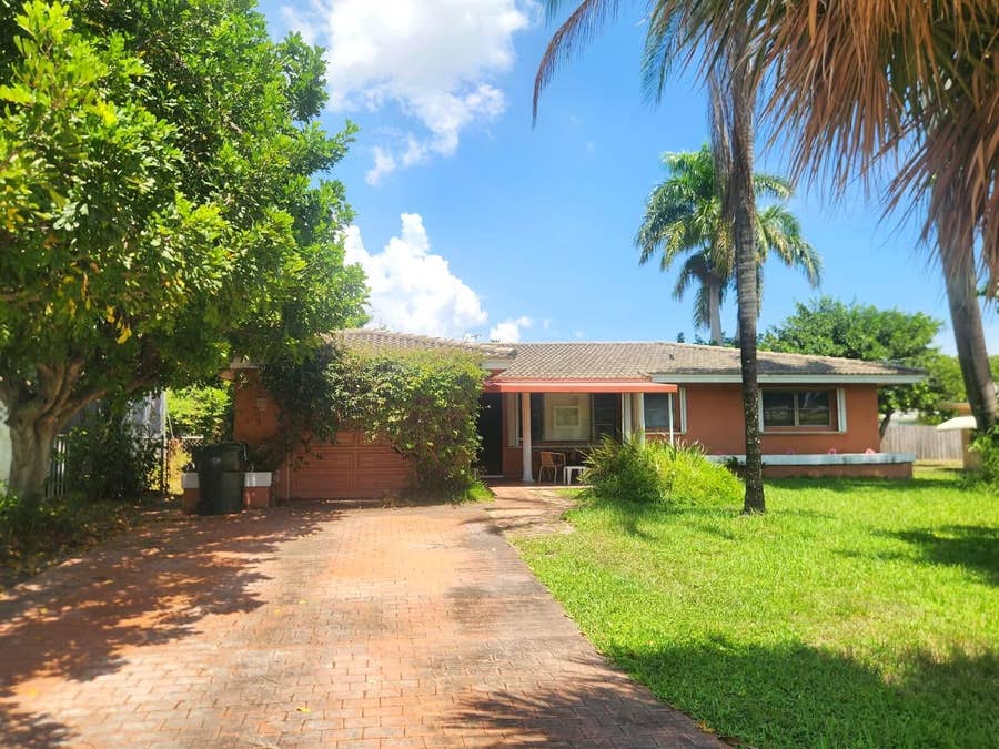 Property photo for 425 NE 29th Street, Boca Raton, FL