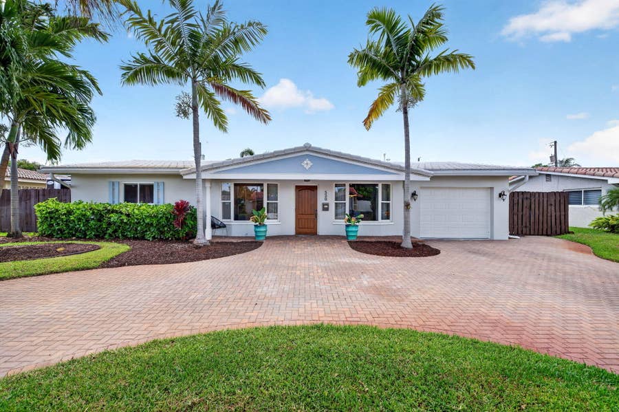 Property photo for 520 SE 14TH Street, Pompano Beach, FL