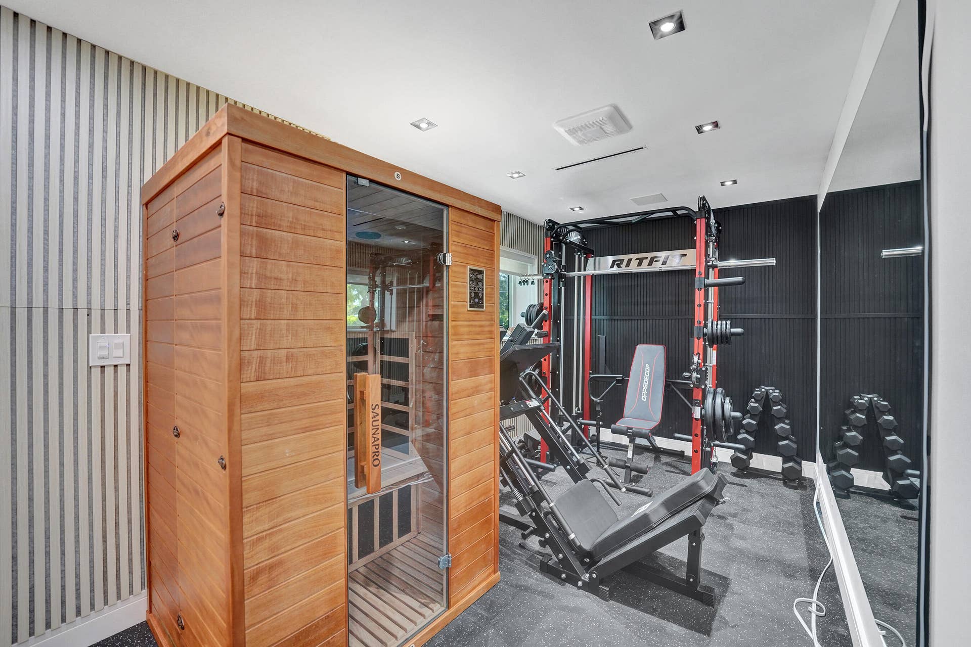 Gym/Sauna