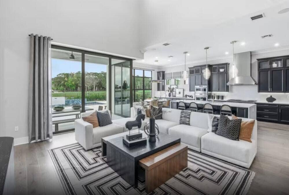 4951 Naugle Way, #18 Livingston, Davie, FL 33328 Builder's Model Pictured
