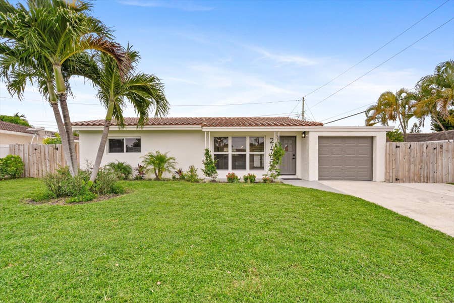 Property photo for 2775 NE 5TH Avenue, Boca Raton, FL