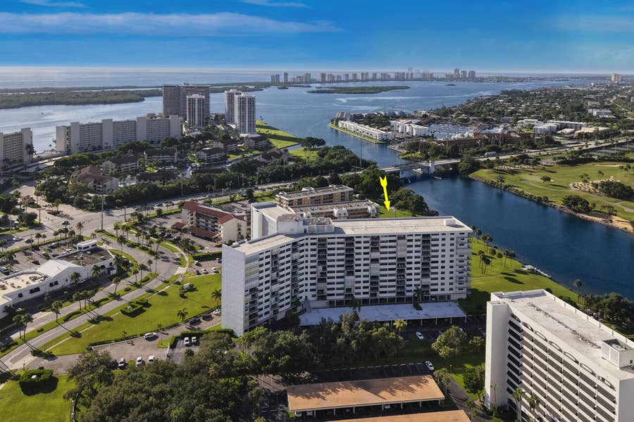 Property photo for 336 GOLFVIEW Road, #605, North Palm Beach, FL
