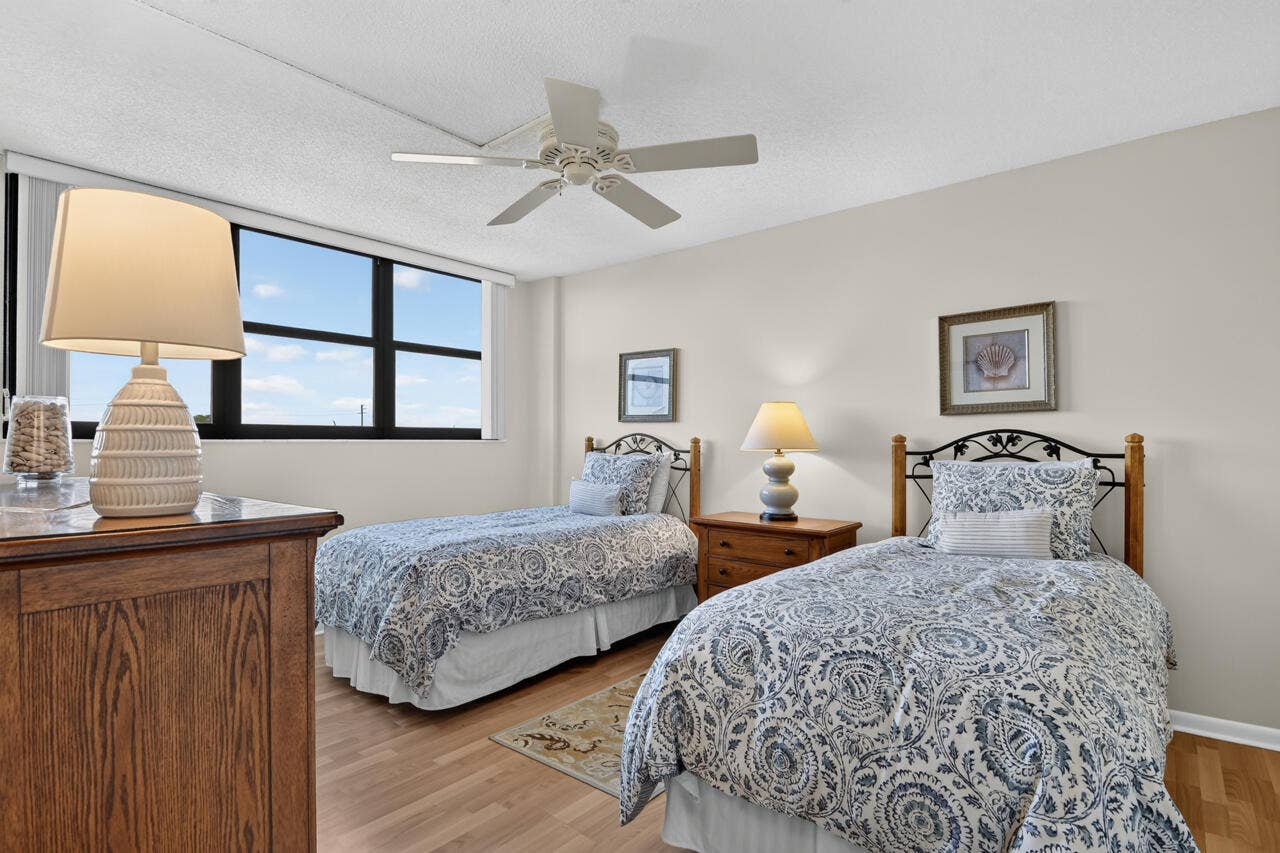 336 GOLFVIEW Road, #605, North Palm Beach, FL 33408 27-336-Gulfview-Rd-605-27