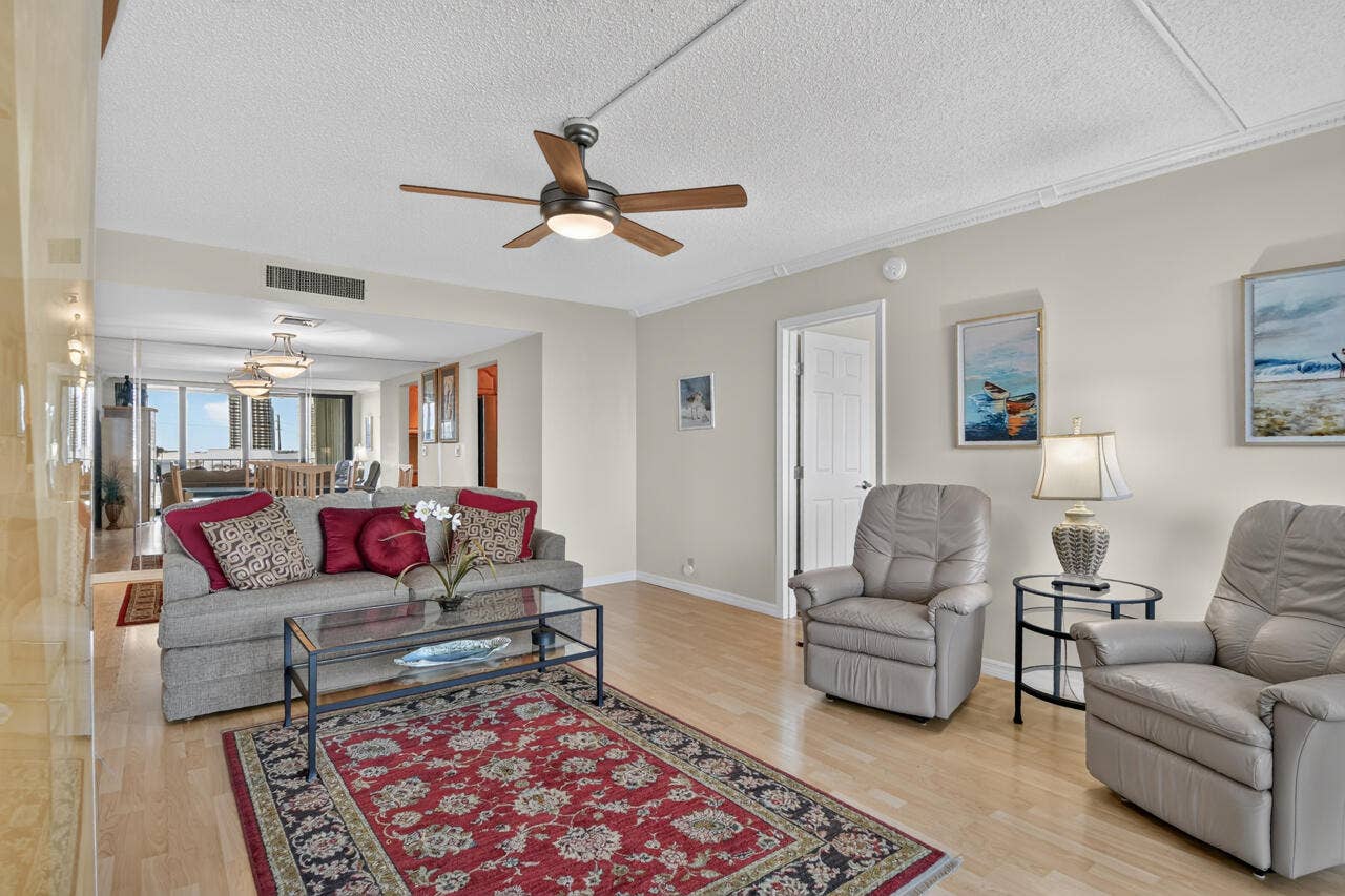 336 GOLFVIEW Road, #605, North Palm Beach, FL 33408 26-336-Gulfview-Rd-605-26