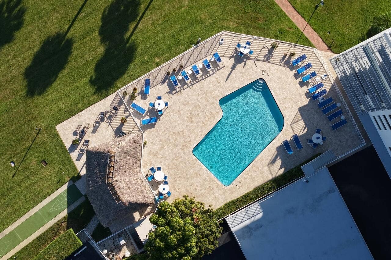 336 GOLFVIEW Road, #605, North Palm Beach, FL 33408 42-336-Gulfview-Rd-605-45