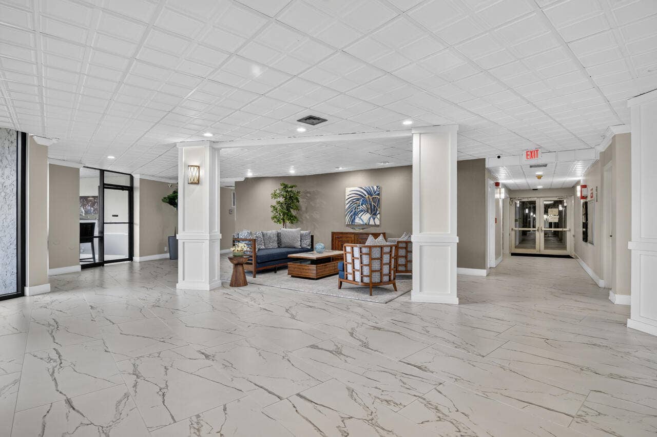 336 GOLFVIEW Road, #605, North Palm Beach, FL 33408 31-336-Gulfview-Rd-605-31