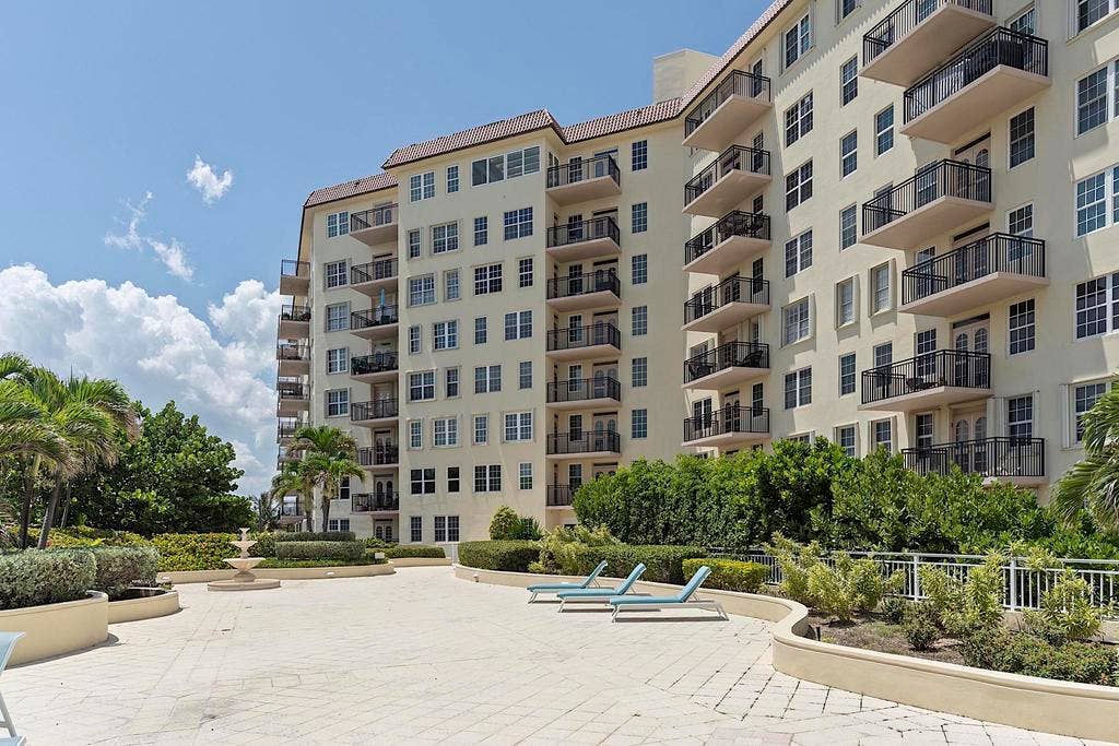 3745 S. Ocean Boulevard, Palm Beach - am