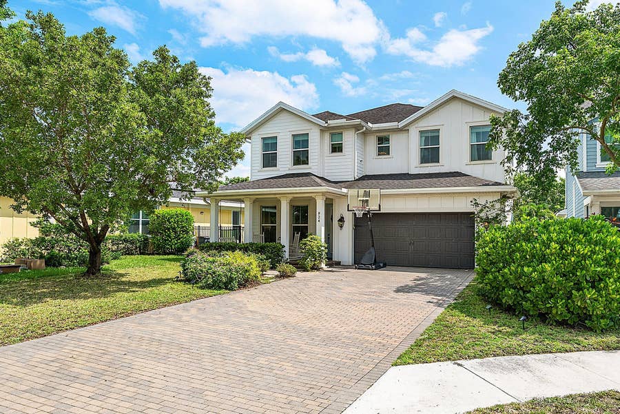 Property photo for 924 DEER HAVEN Drive, The Acreage, FL