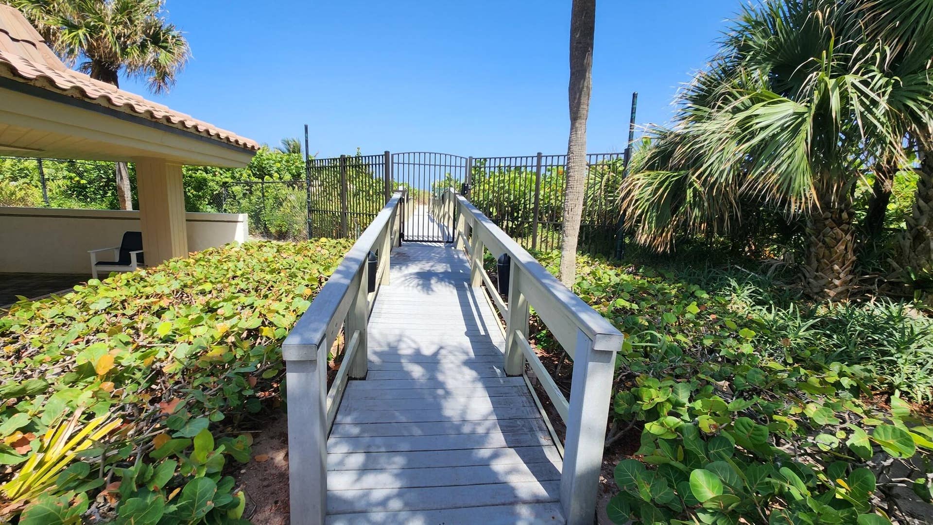 3400 N Ocean Drive, #1703, Riviera Beach, FL 33404 Beach Access