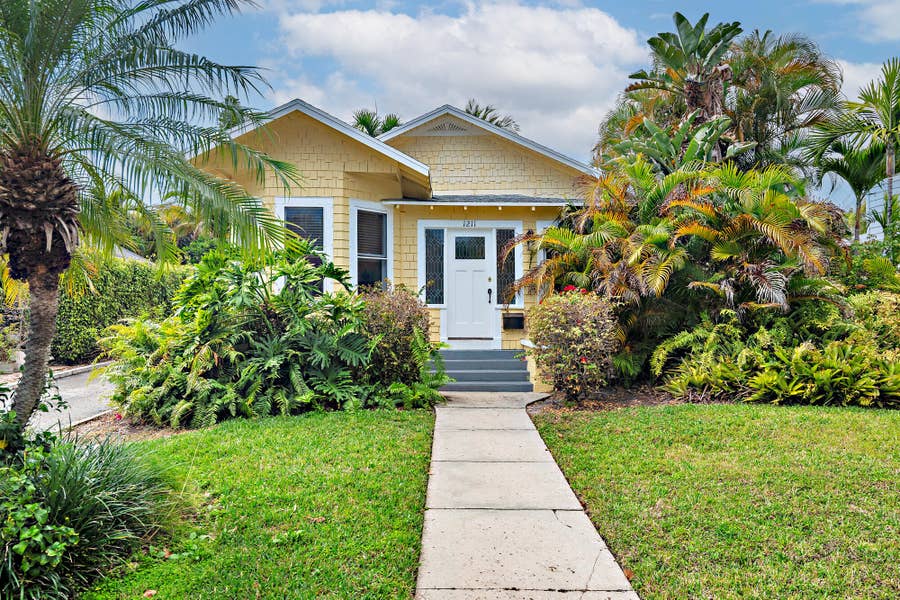 Property photo for 1211 FLORIDA Avenue, West Palm Beach, FL