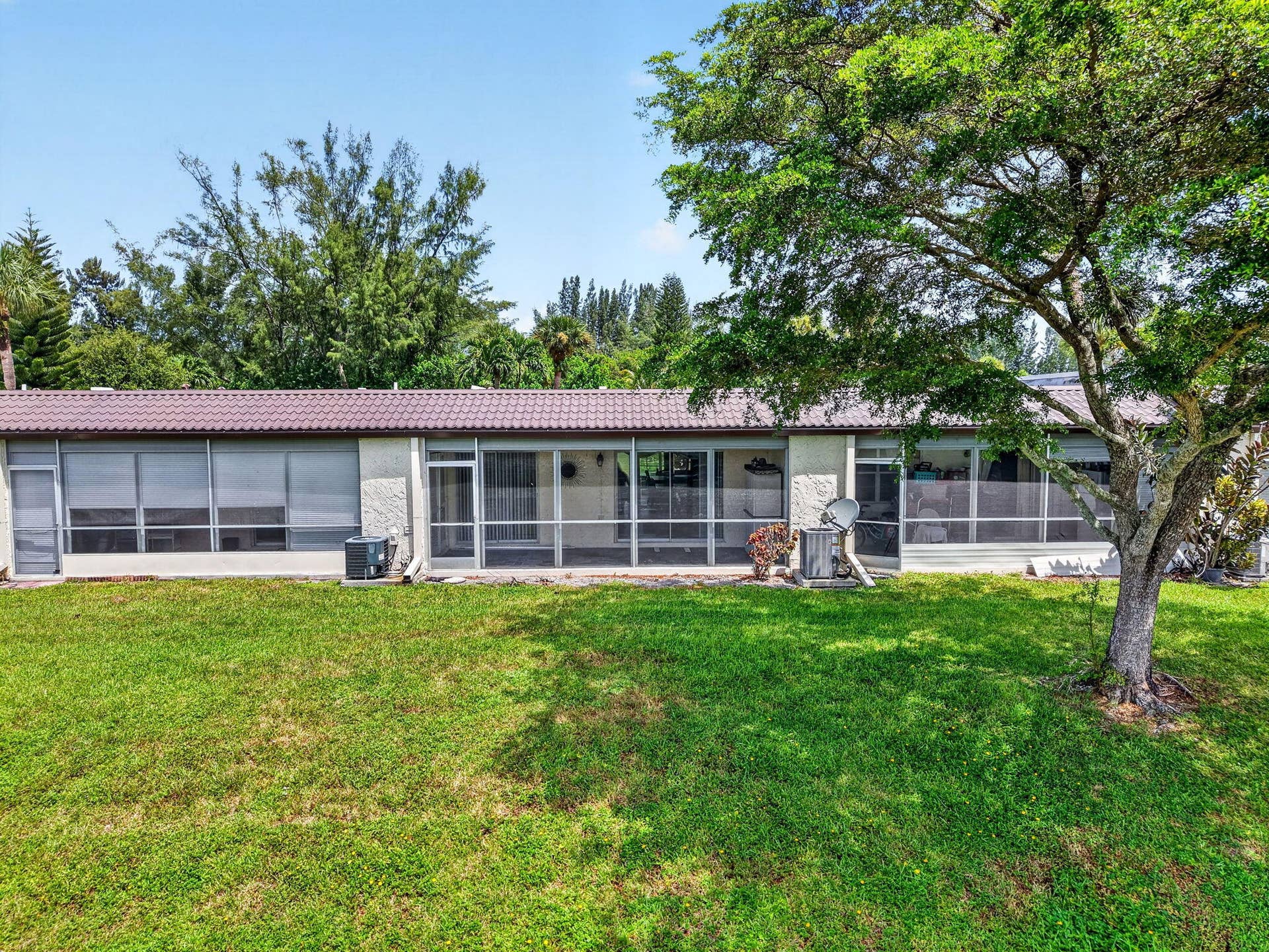 226 LAKE CONSTANCE Drive, #226, West Palm Beach, FL 33411 48-web-or-mls-DJI_20260824121357_0602_D