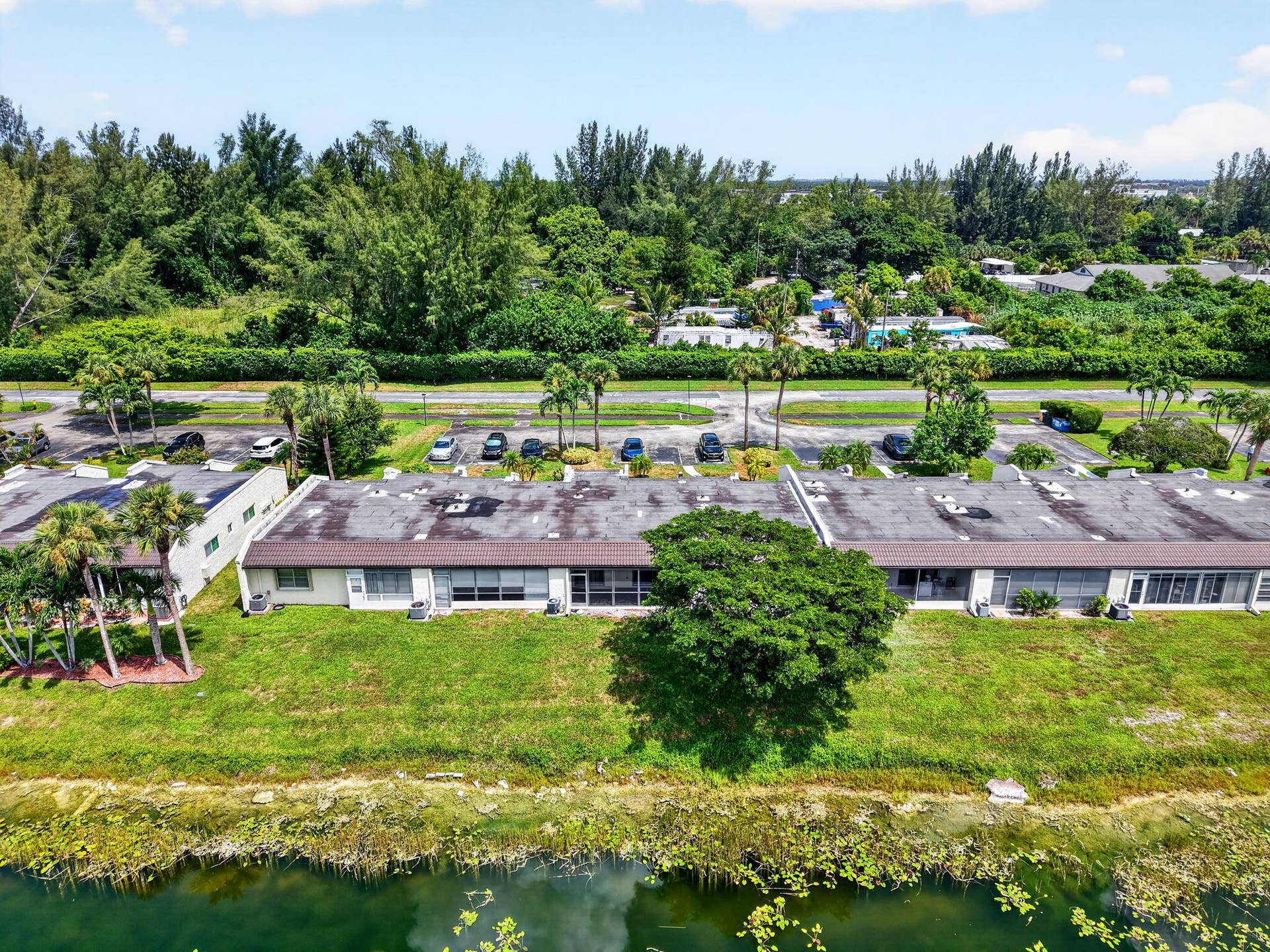 226 LAKE CONSTANCE Drive, #226, West Palm Beach, FL 33411 47-web-or-mls-DJI_20260824121340_0596_D