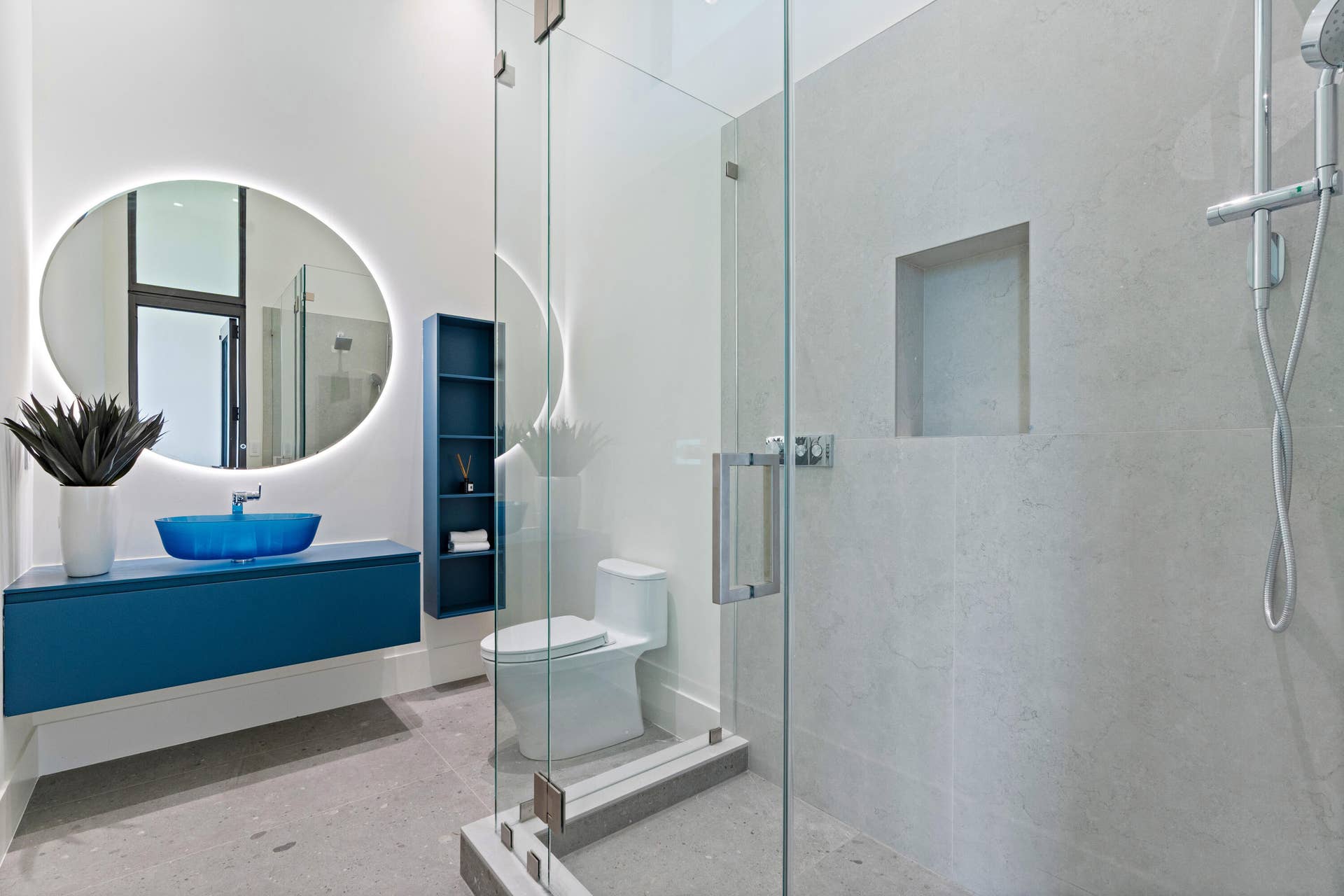 16745 Stratford Court, Southwest Ranches, FL 33331 Cabana Bathroom