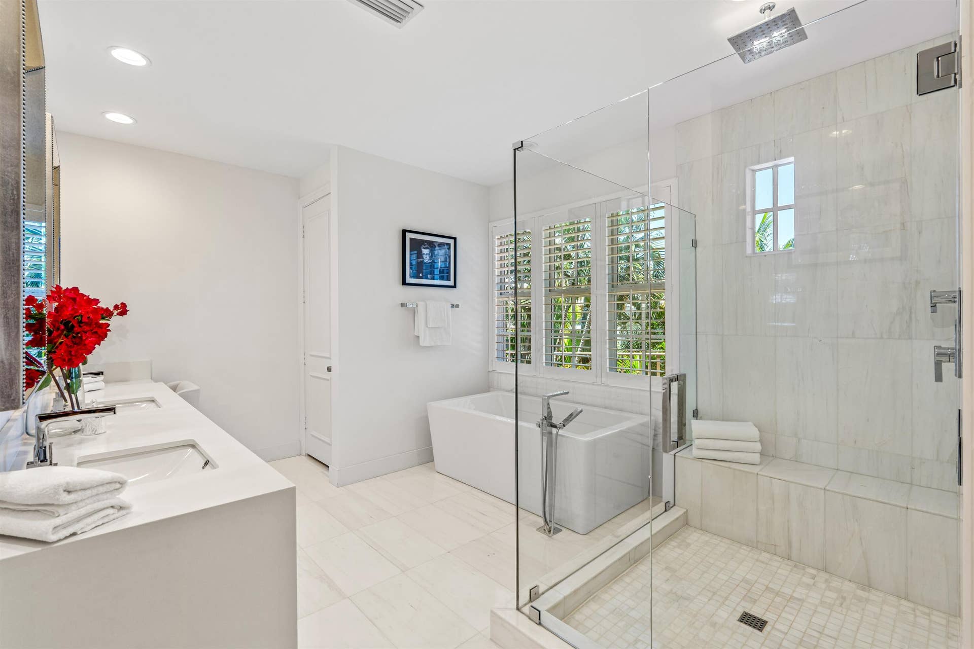 PRIMARY_BATH_LEFT_ANGLE_DT_NEW