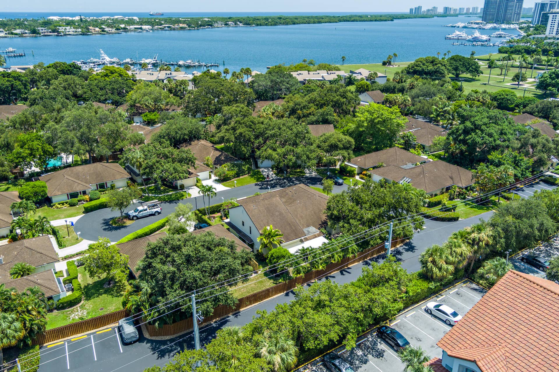 11290 Glen Oaks Court, North Palm Beach, FL 33408 low-36