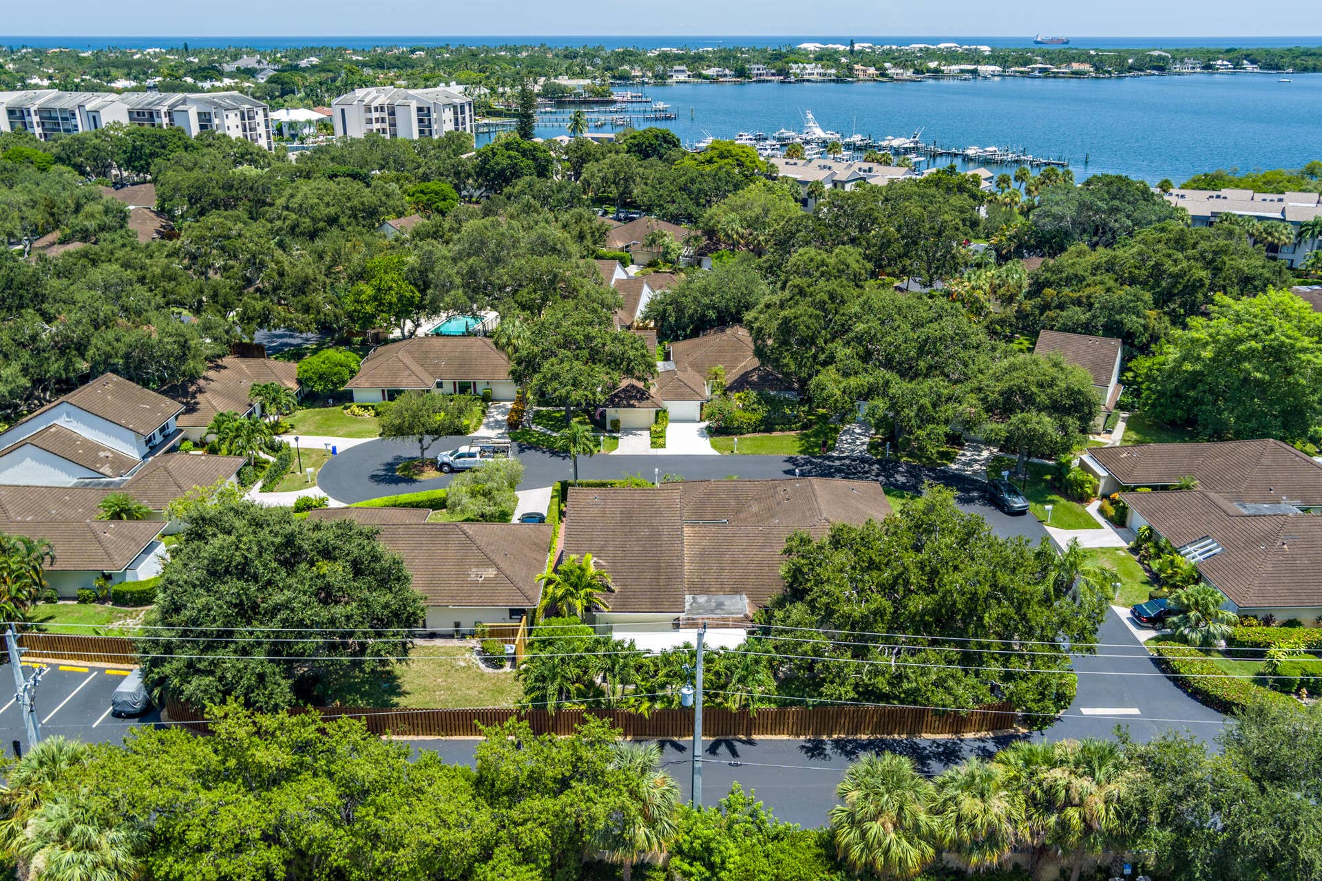 11290 Glen Oaks Court, North Palm Beach, FL 33408 low-35