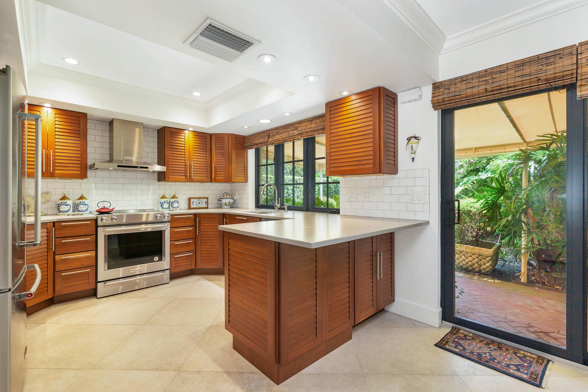 11290 Glen Oaks Court, North Palm Beach, FL 33408 low-17