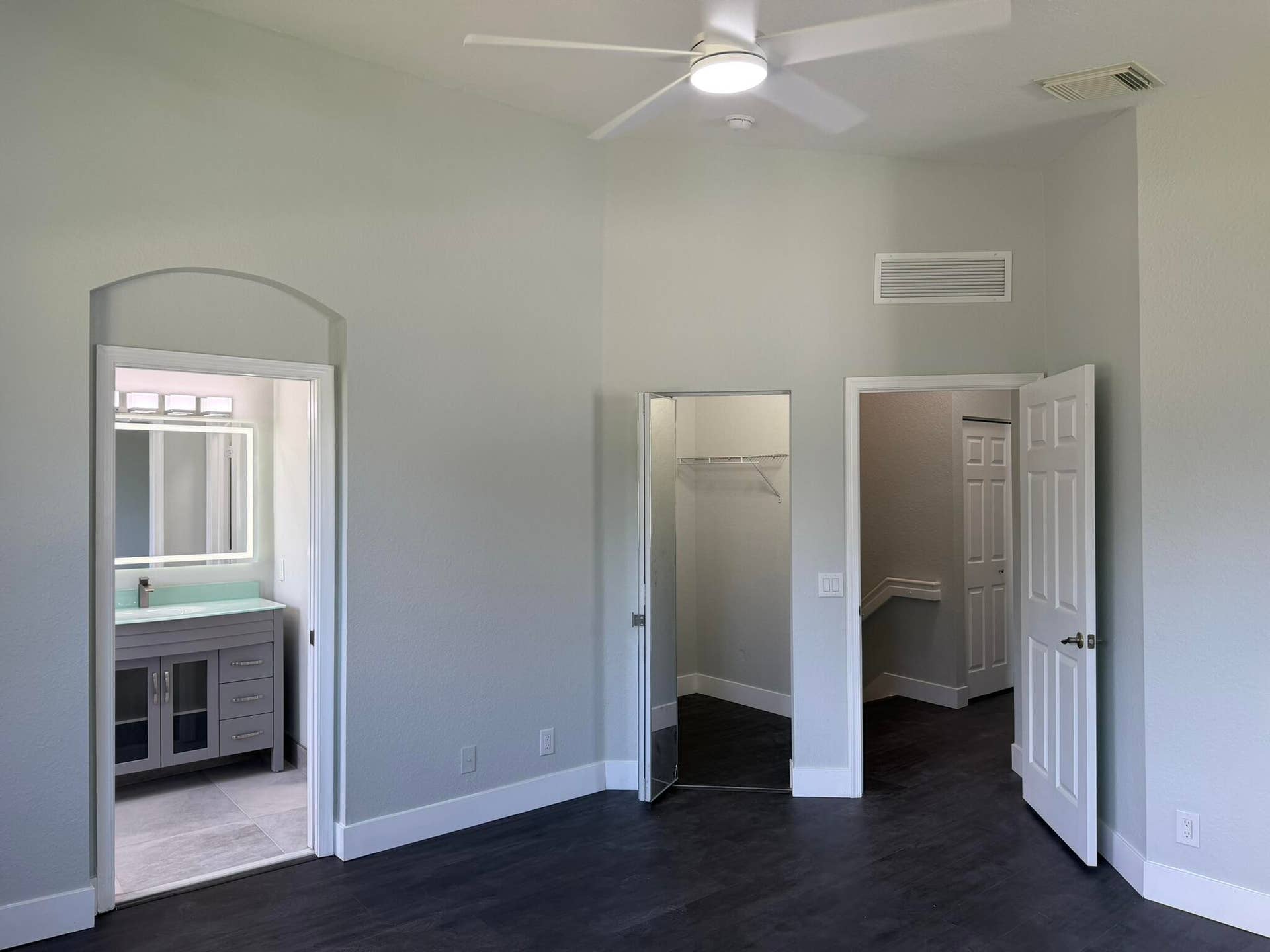 3251 LAUREL RIDGE Circle, Riviera Beach, FL 33404 IMG_2038